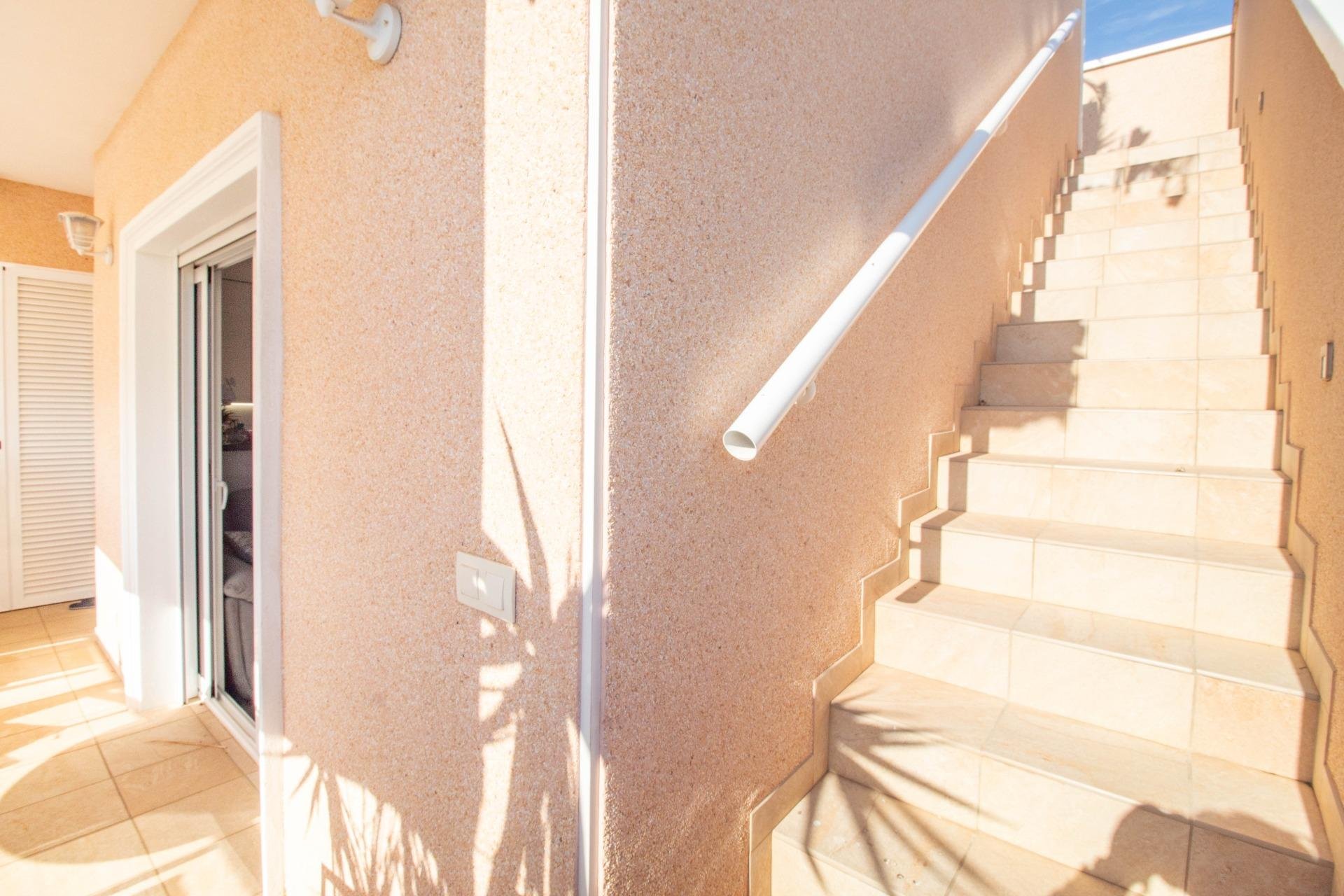 Herverkoop - Bungalow -
Torrevieja - Punta Prima