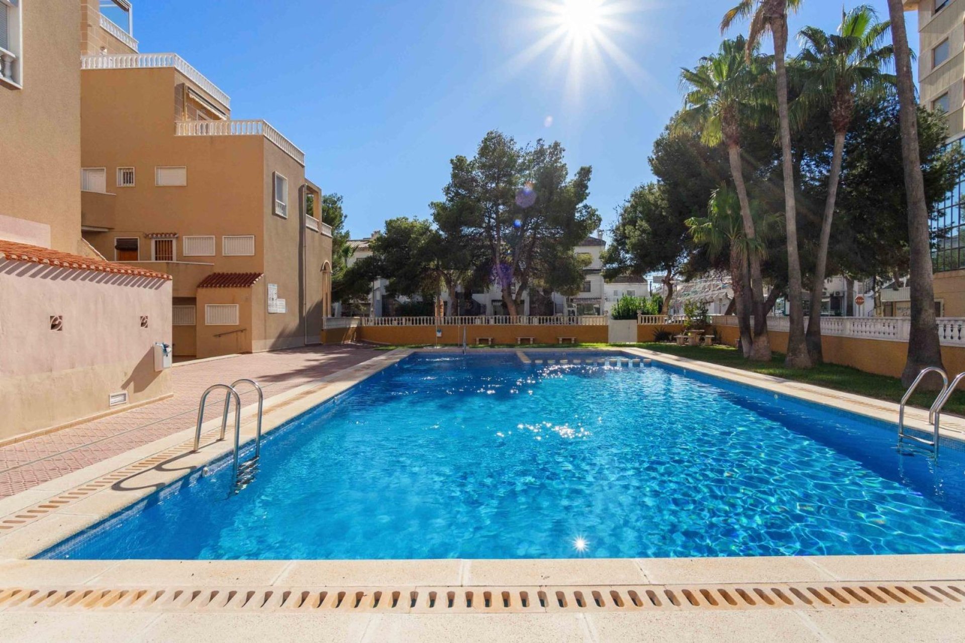 Herverkoop - Bungalow -
Torrevieja - Punta prima