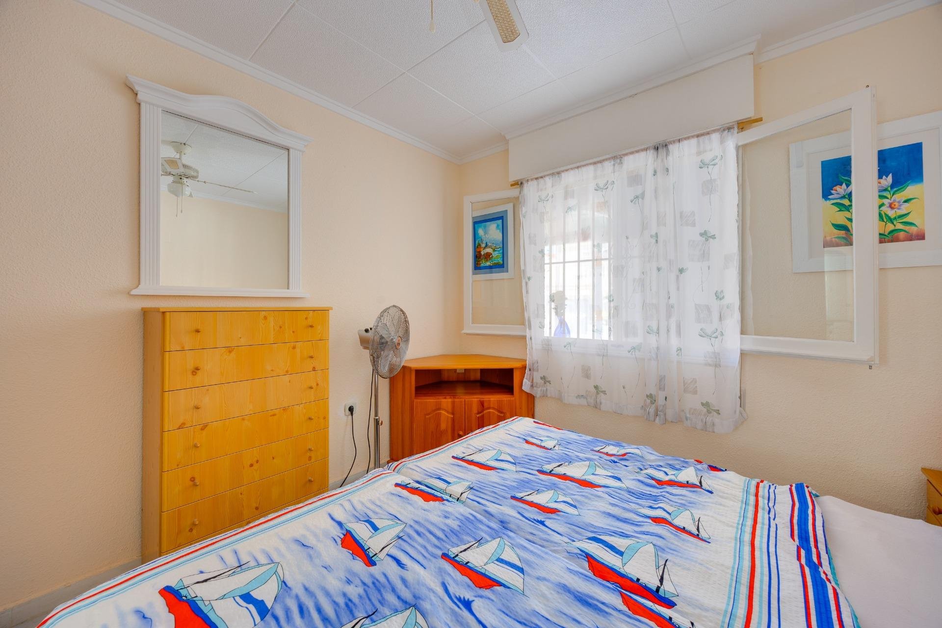 Herverkoop - Bungalow -
Torrevieja - San luis