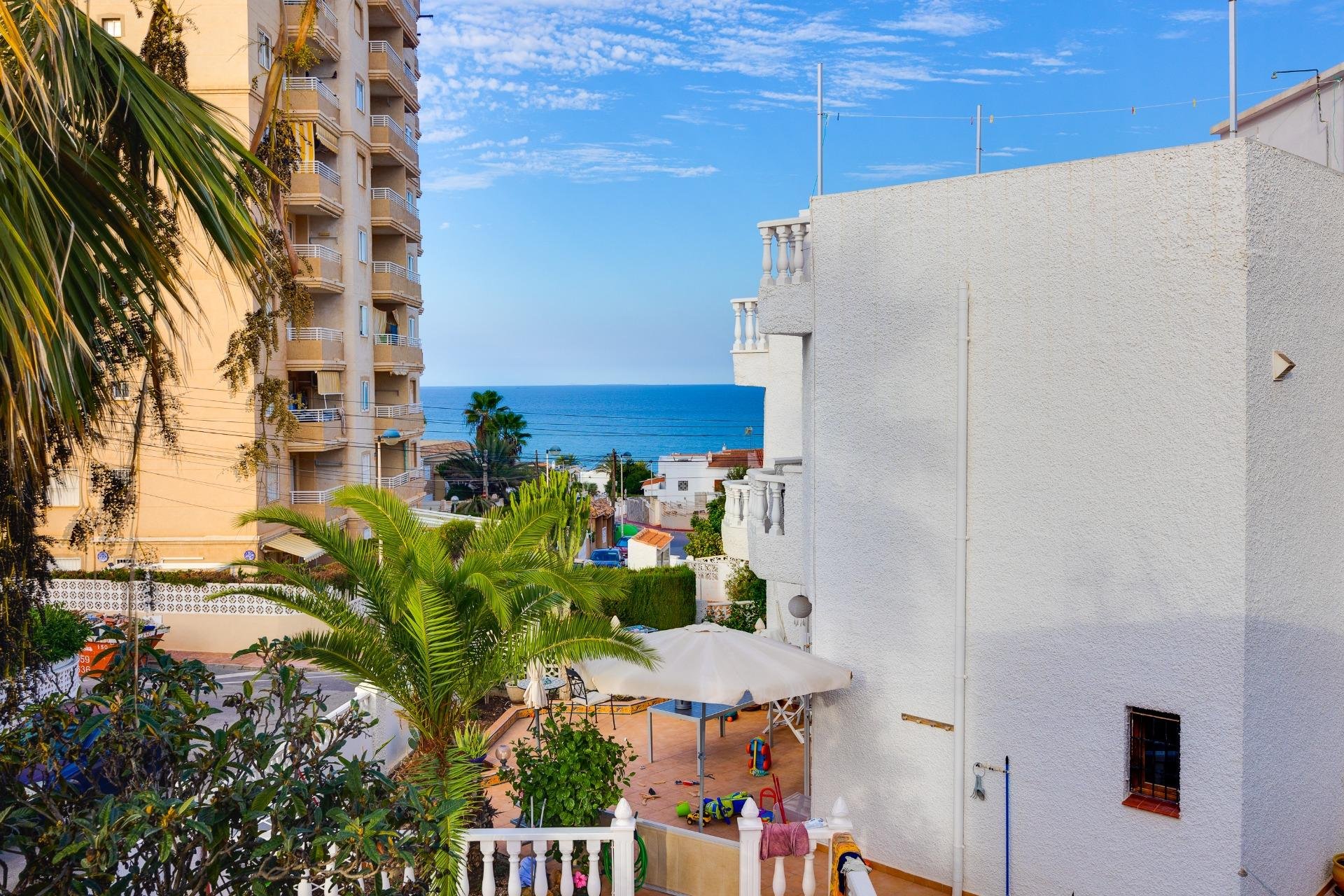 Herverkoop - Bungalow -
Torrevieja - Torre la mata