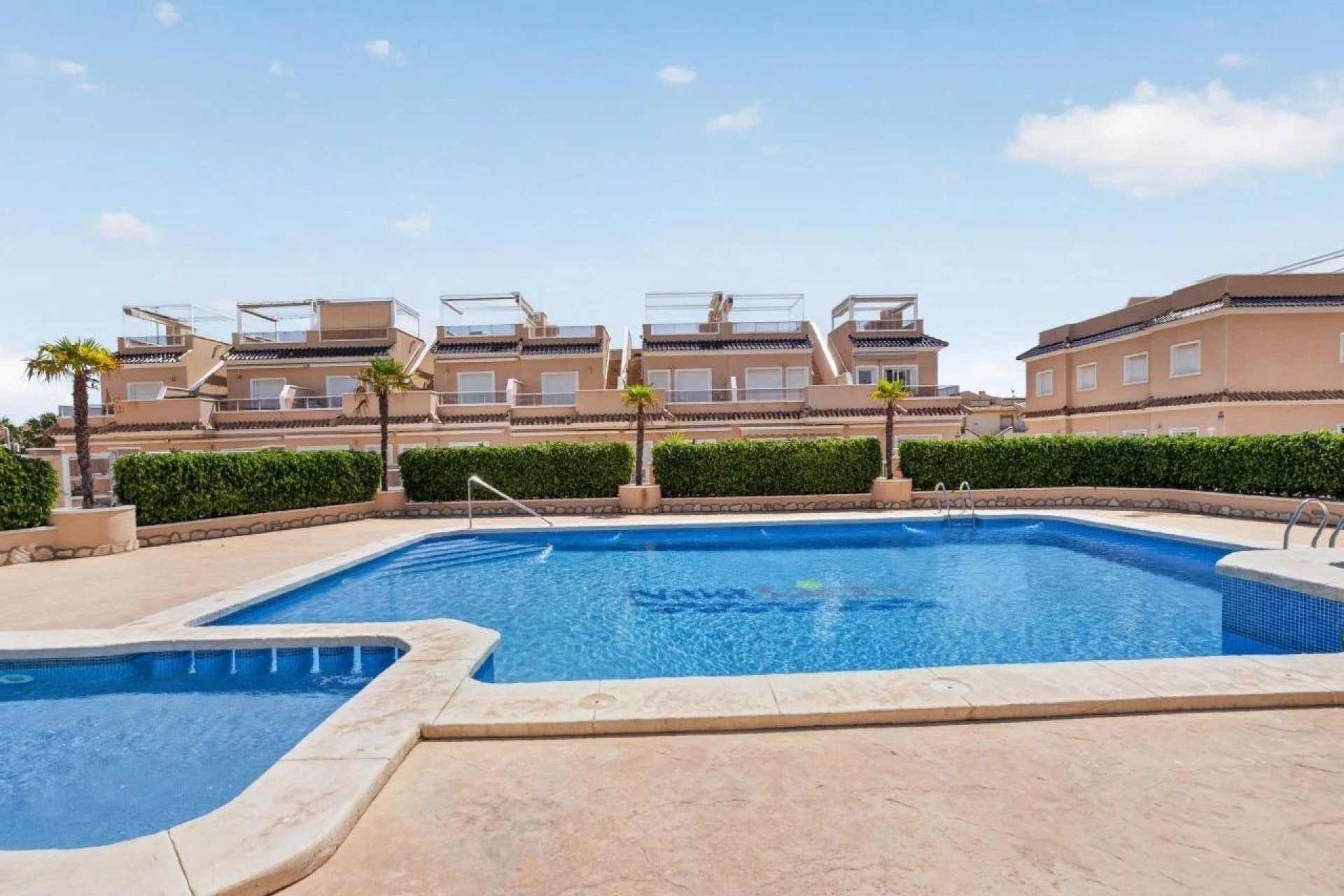 Herverkoop - duplex -
Orihuela Costa - Campoamor