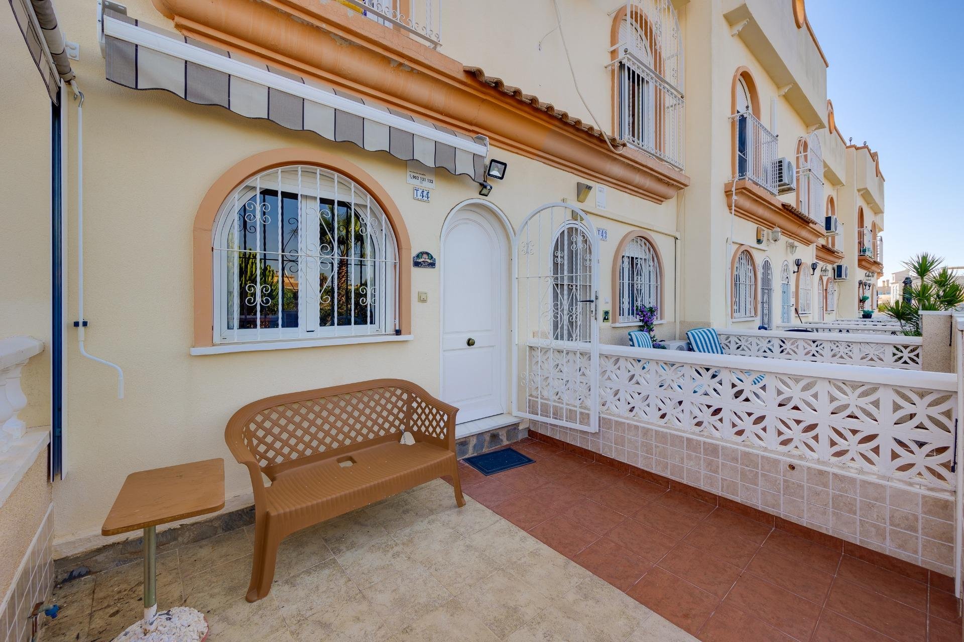 Herverkoop - duplex -
Orihuela Costa - La Florida