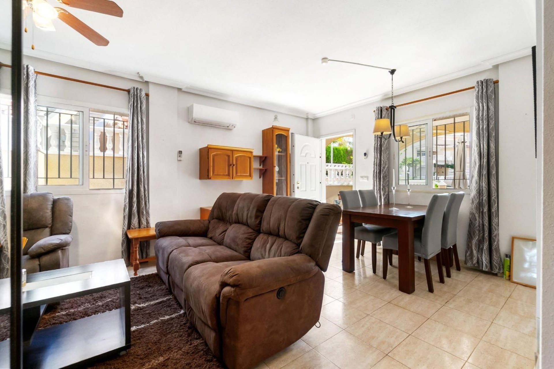Herverkoop - duplex -
Orihuela Costa - Playa Flamenca