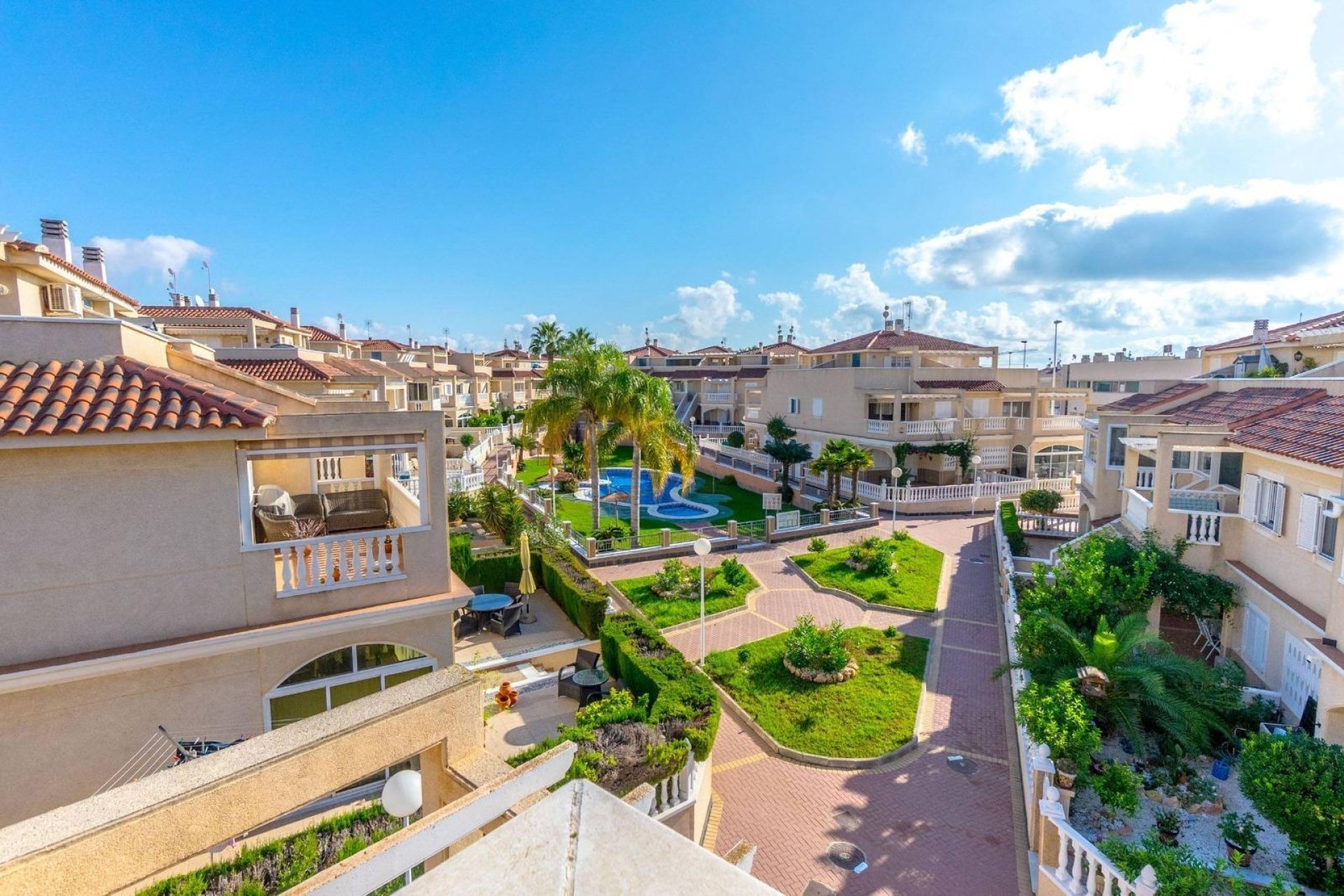 Herverkoop - duplex -
Orihuela Costa - Playa Flamenca