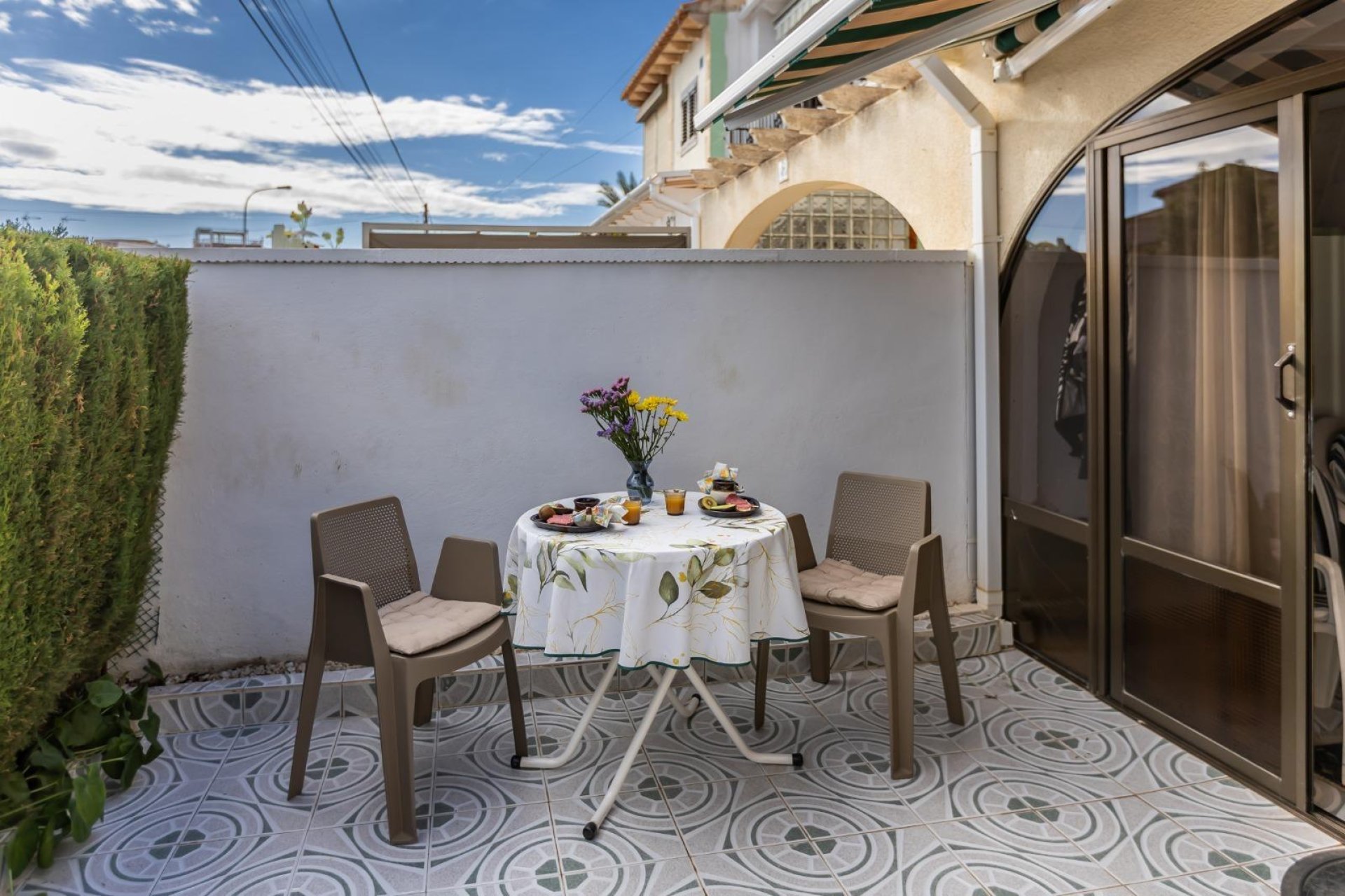 Herverkoop - duplex -
Torrevieja - La Siesta - El Salado - Torreta