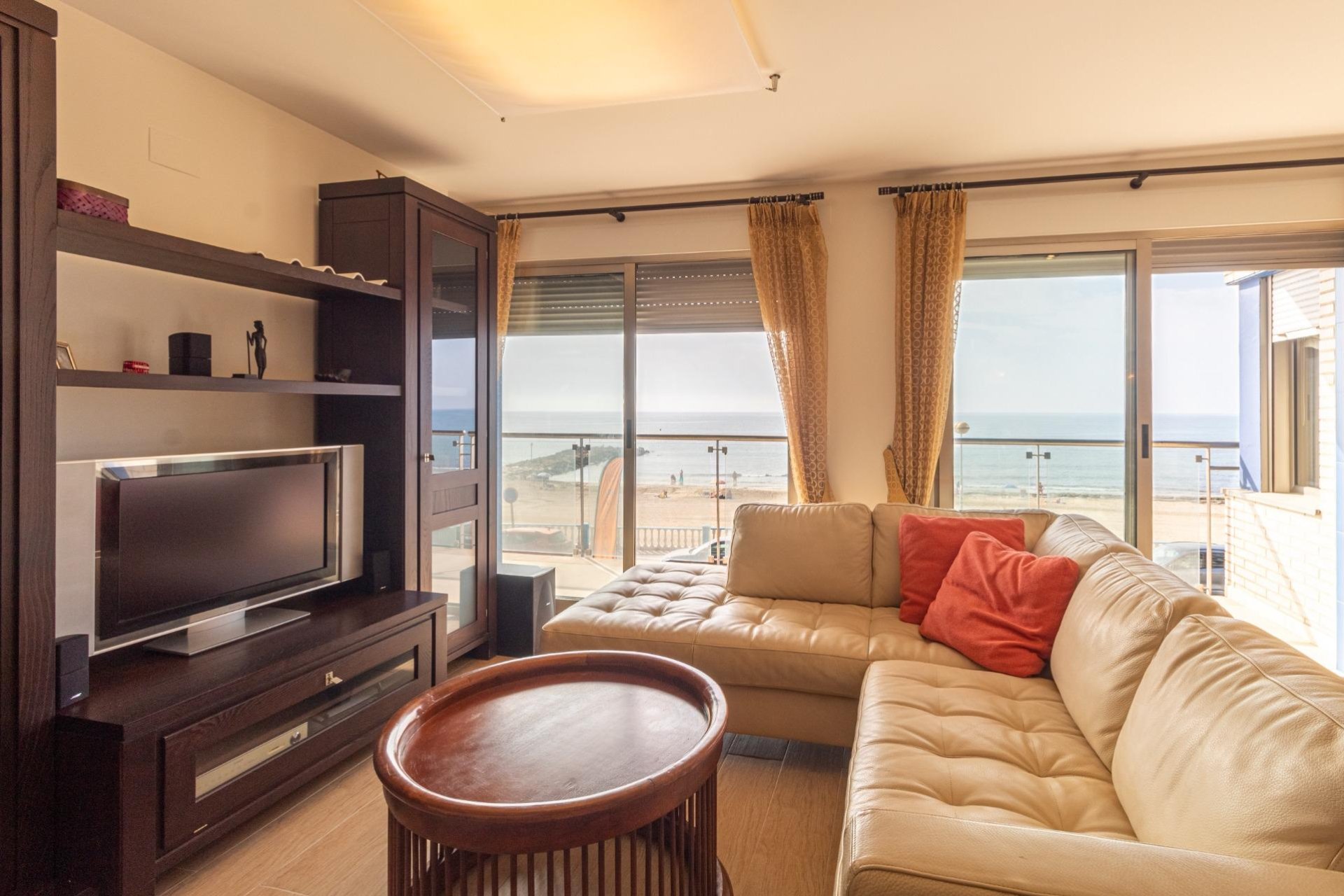 Herverkoop - Flat -
Torrevieja - Playa de los locos