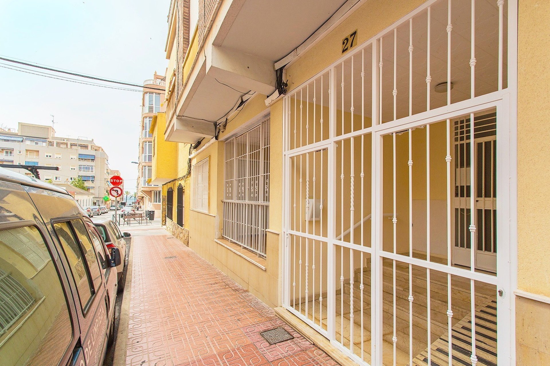 Herverkoop - Flat -
Torrevieja - Playa del Cura