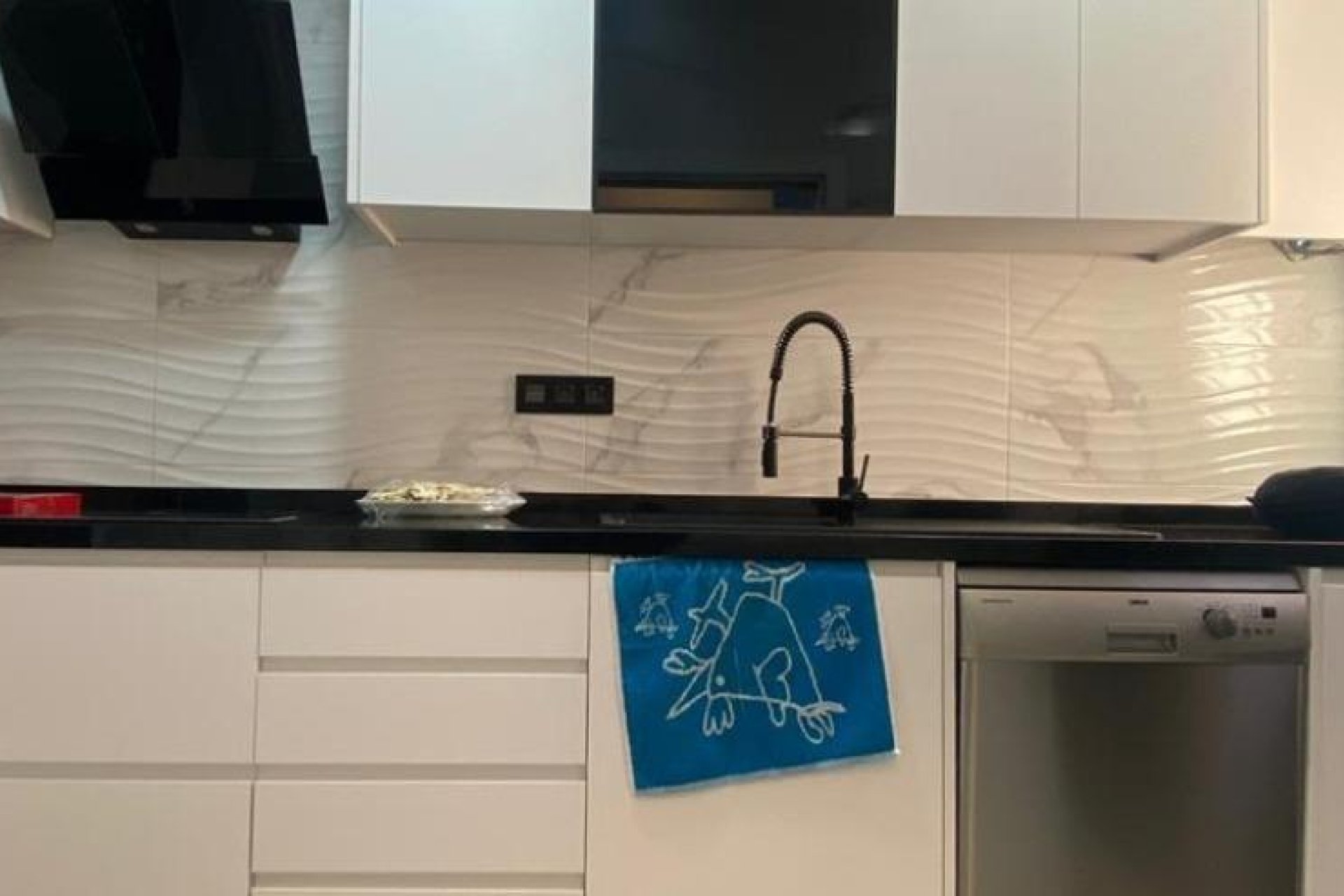 Herverkoop - Herenhuis -
Algorfa - La finca