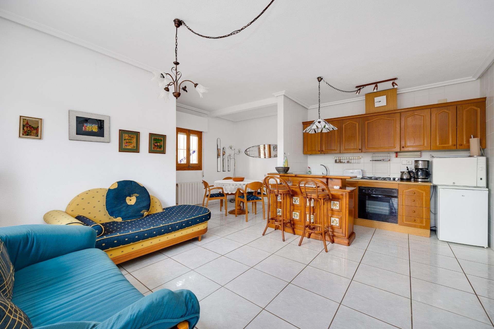 Herverkoop - Herenhuis -
Orihuela Costa - La Florida