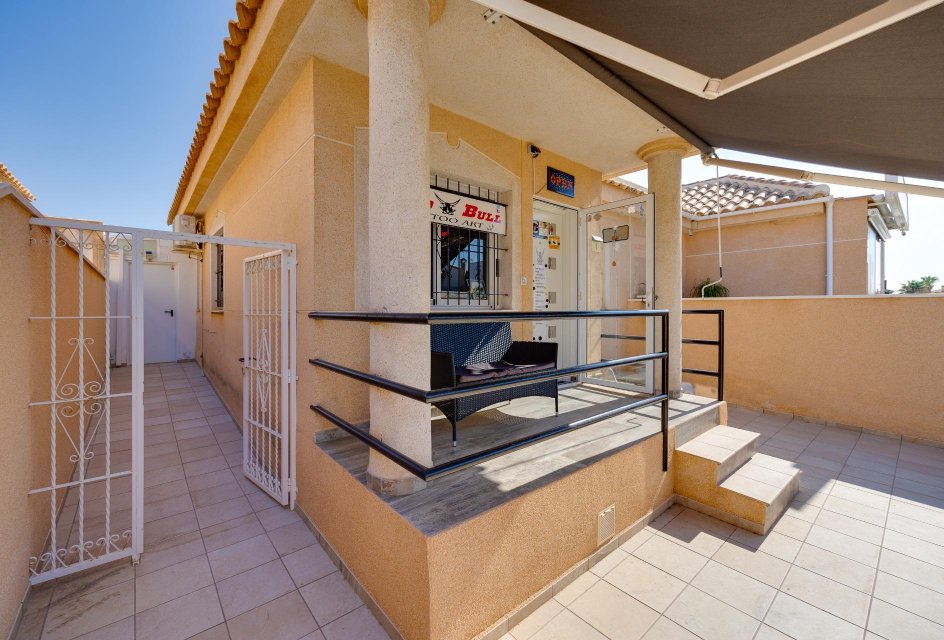 Herverkoop - Herenhuis -
Orihuela Costa - La Zenia