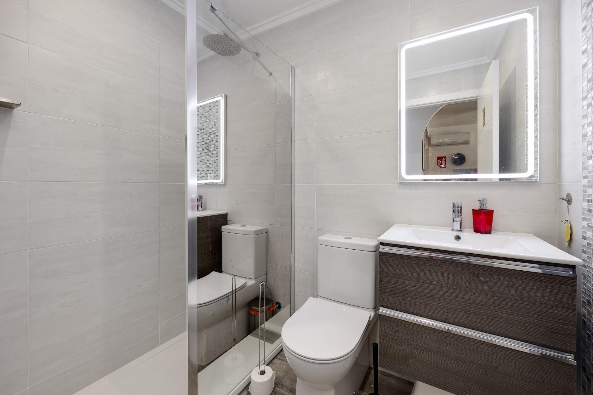 Herverkoop - Herenhuis -
Orihuela Costa - La Zenia