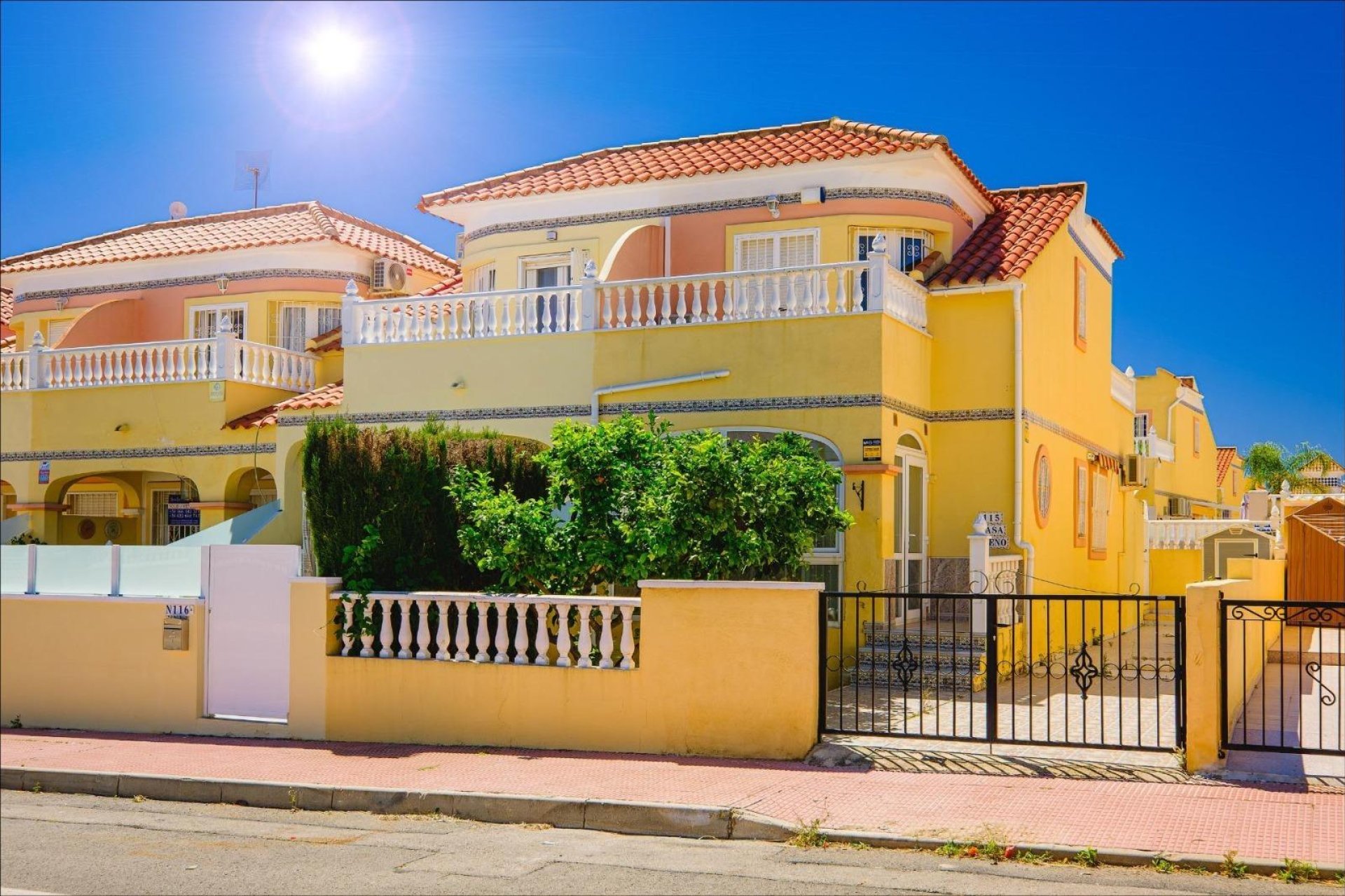 Herverkoop - Herenhuis -
Orihuela Costa - Las Filipinas