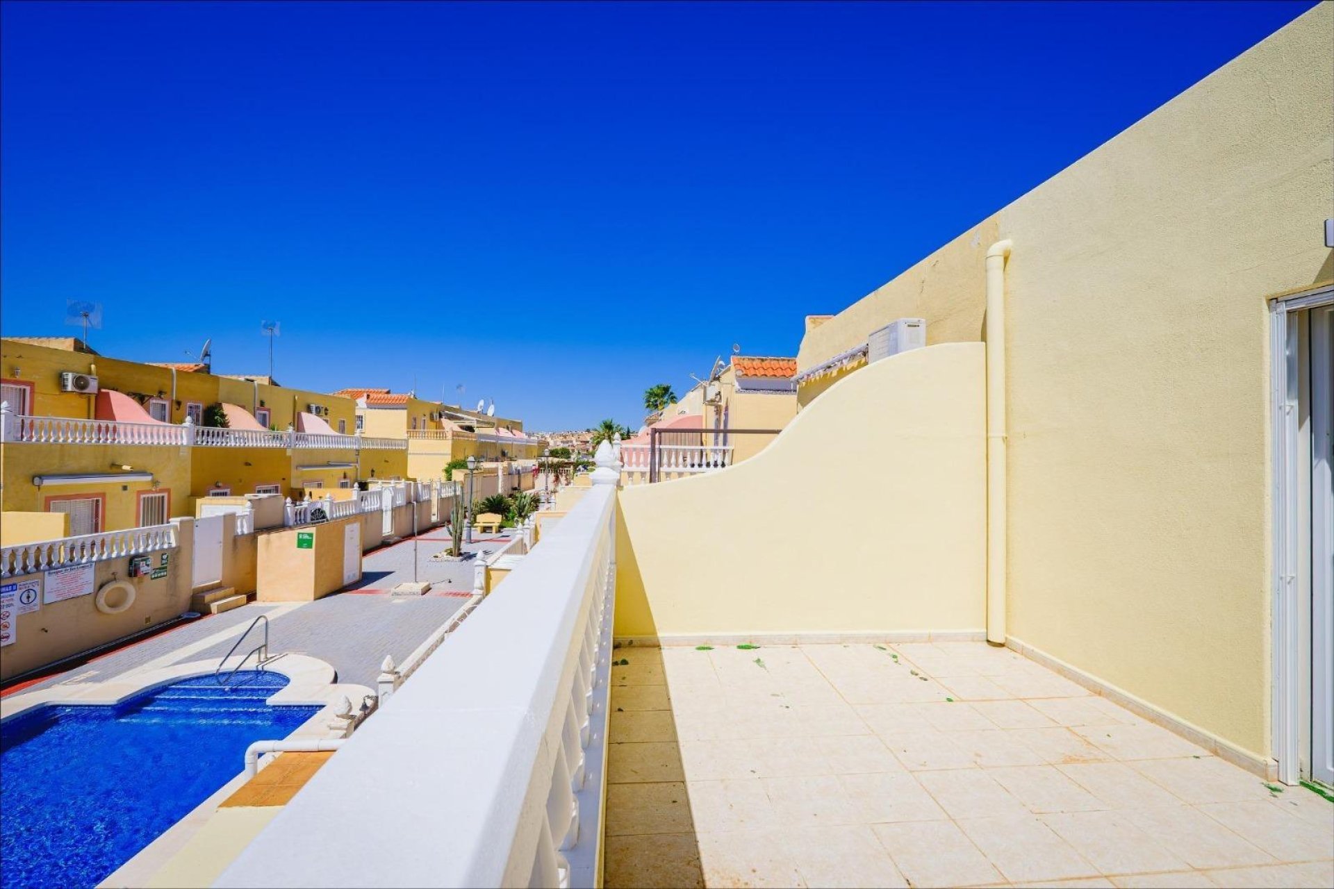Herverkoop - Herenhuis -
Orihuela Costa - Las Filipinas