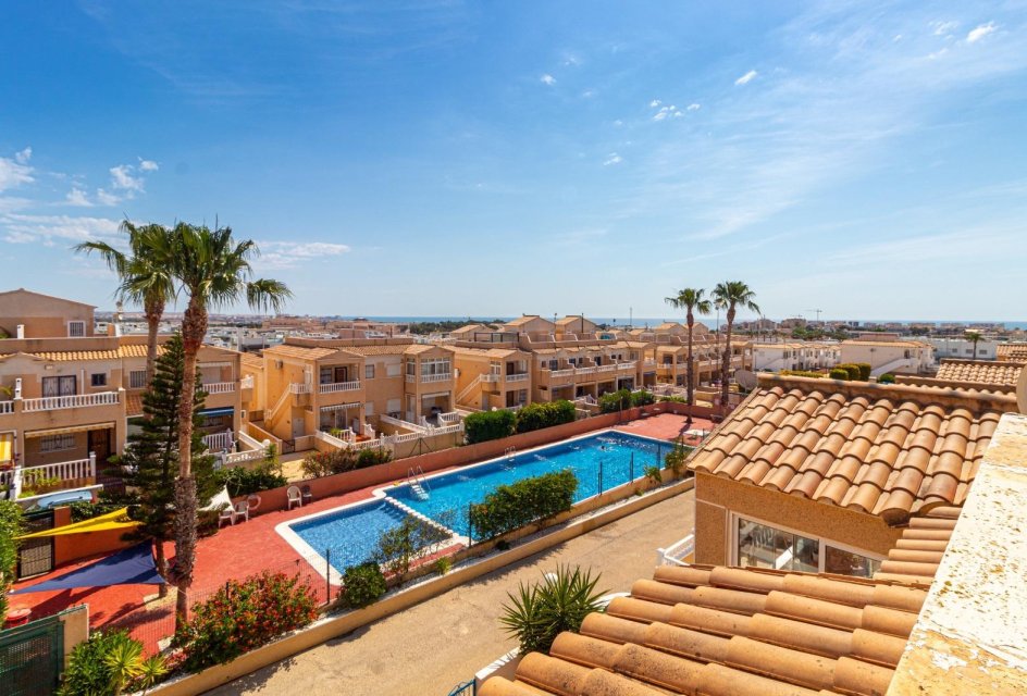 Herverkoop - Herenhuis -
Orihuela Costa - Los Balcones Y los Altos