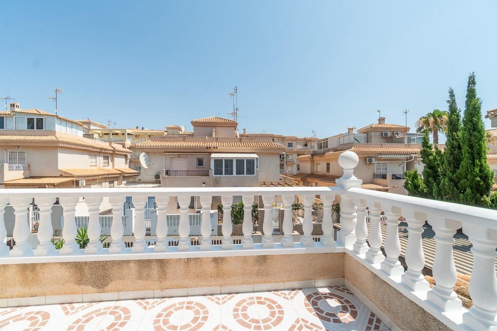 Herverkoop - Herenhuis -
Orihuela Costa - Playa Flamenca