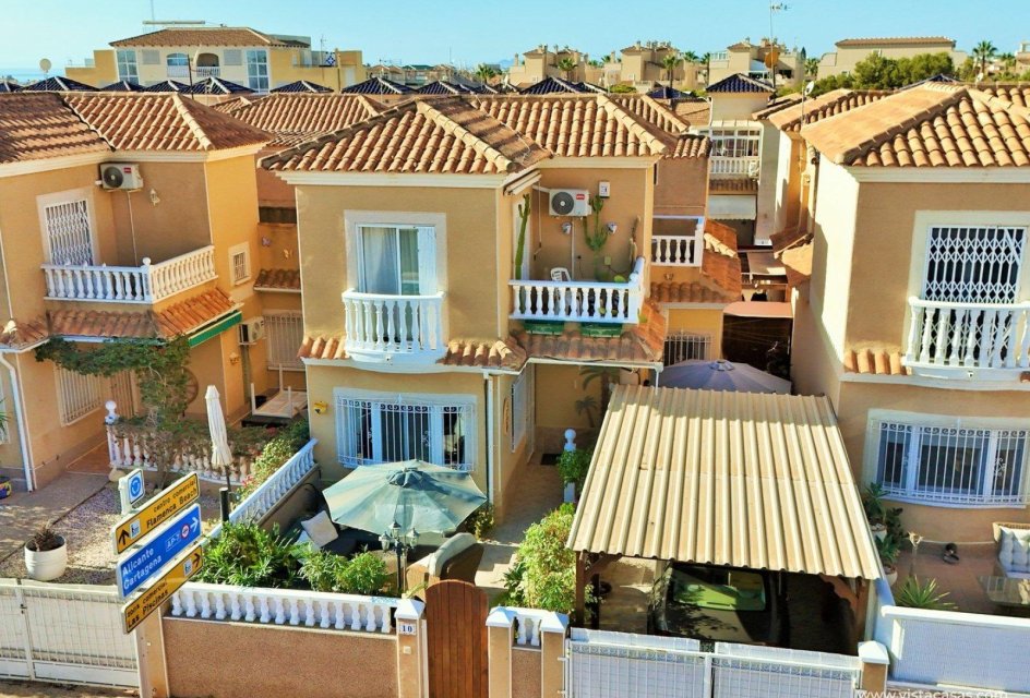 Herverkoop - Herenhuis -
Orihuela Costa - Playa Flamenca