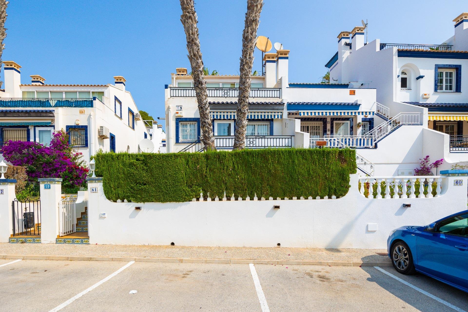 Herverkoop - Herenhuis -
Orihuela Costa - Villamartín-Las Filipinas
