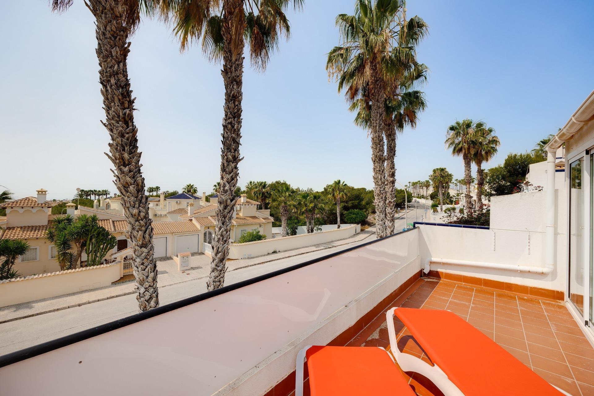 Herverkoop - Herenhuis -
Orihuela Costa - Villamartín-Las Filipinas