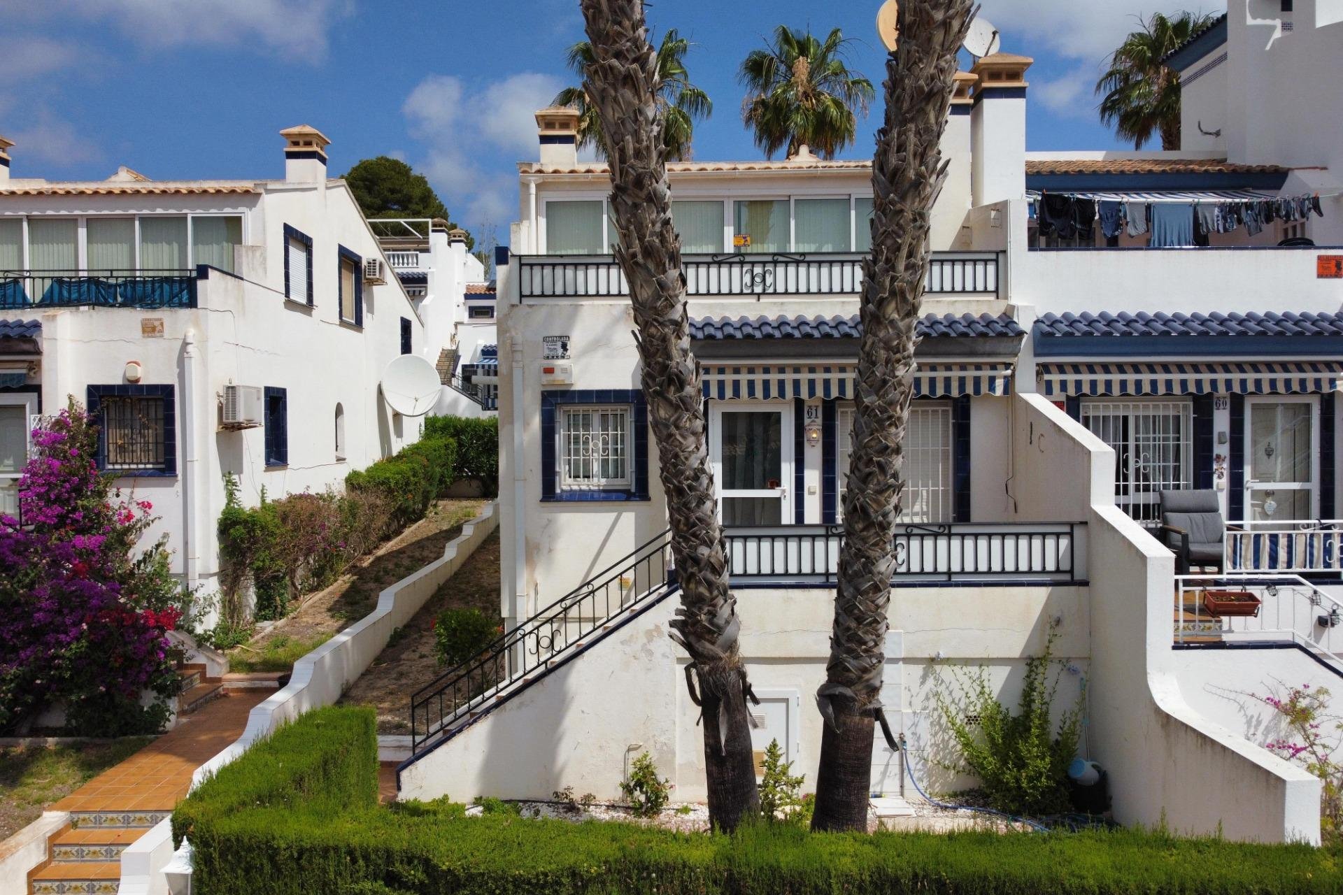 Herverkoop - Herenhuis -
Orihuela Costa - Villamartín-Las Filipinas