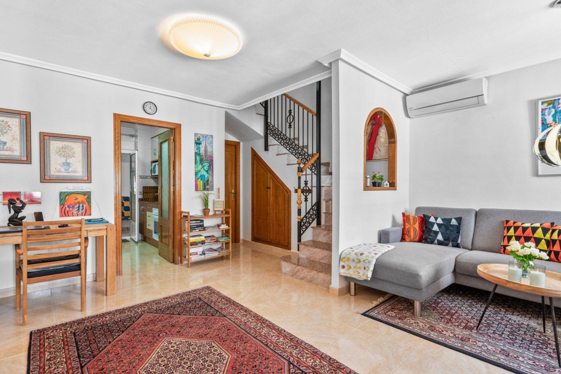 Herverkoop - Herenhuis -
Torrevieja - Aguas nuevas 2