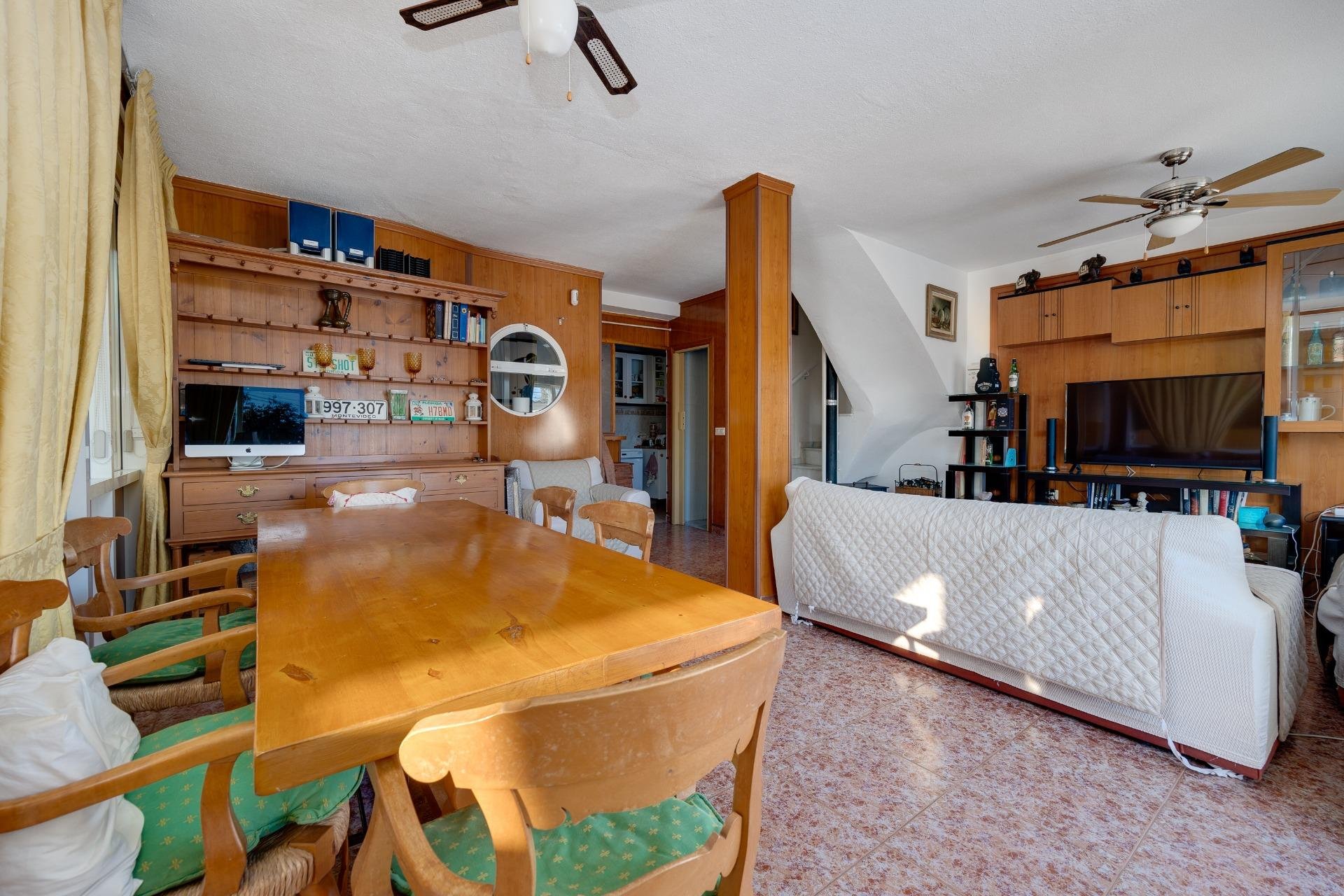 Herverkoop - Herenhuis -
Torrevieja - La Siesta - El Salado - Torreta