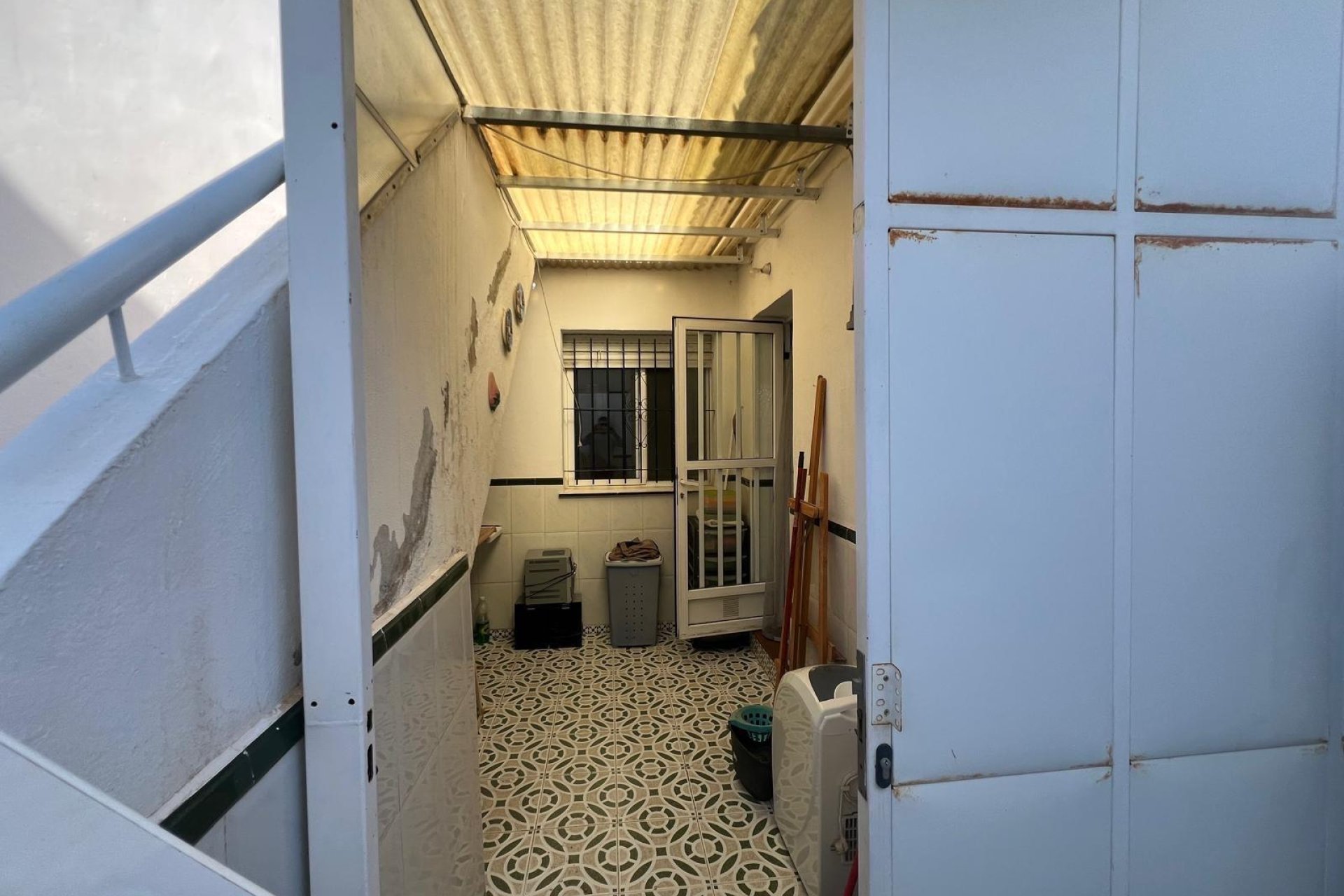 Herverkoop - Herenhuis -
Torrevieja - La siesta