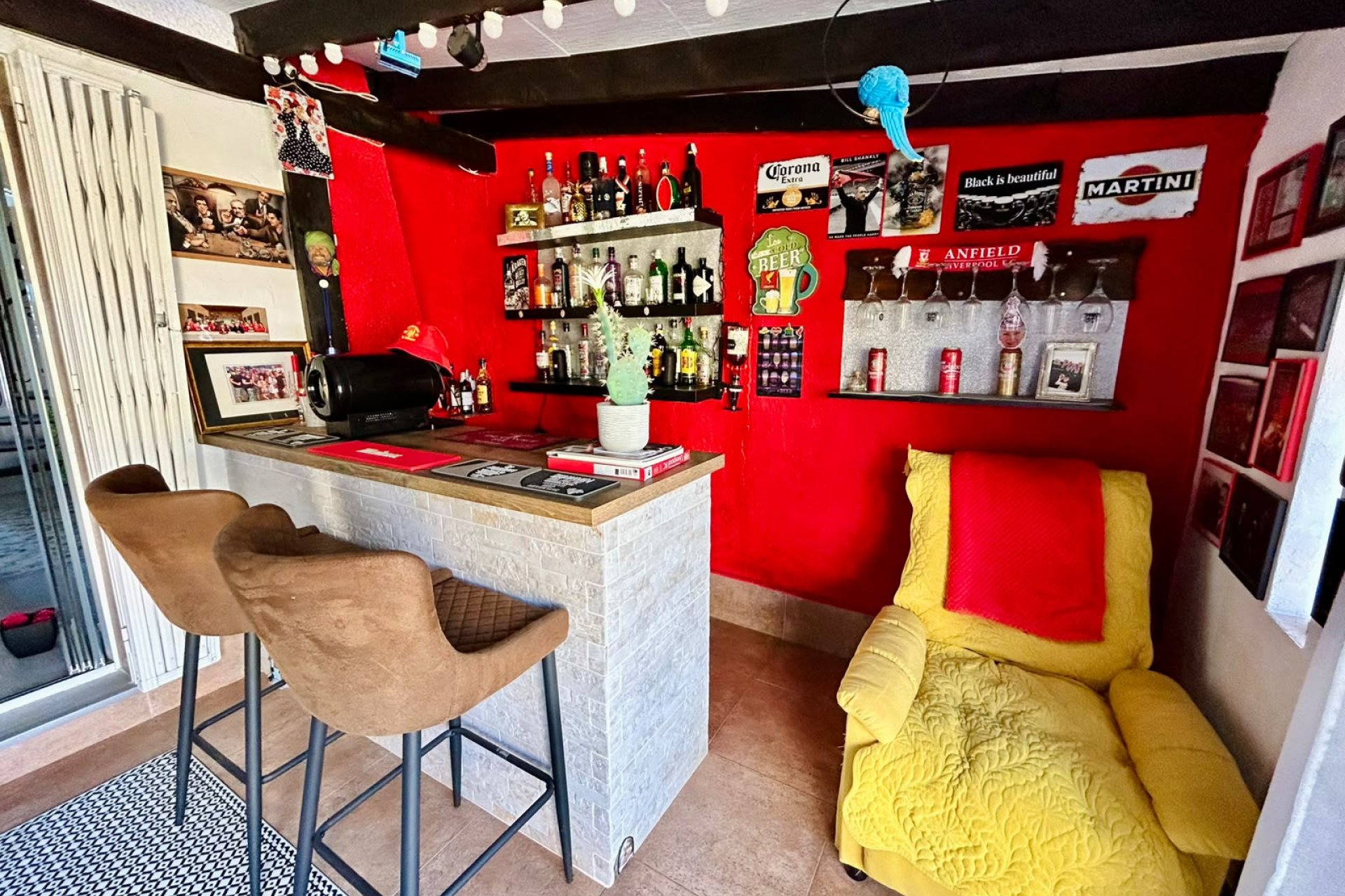 Herverkoop - Herenhuis -
Torrevieja - La siesta