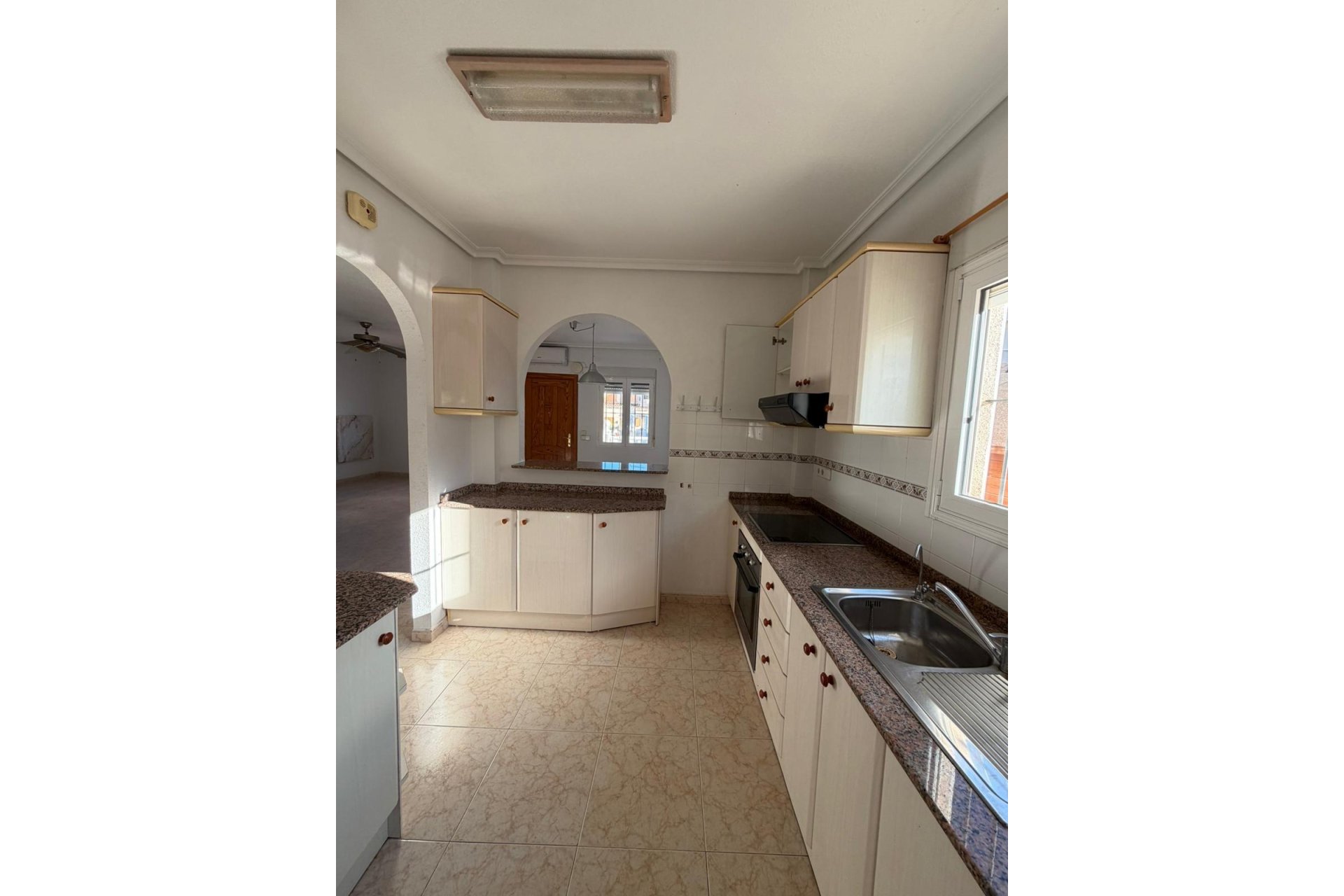 Herverkoop - Inmueble singular -
Orihuela Costa - Playa Flamenca