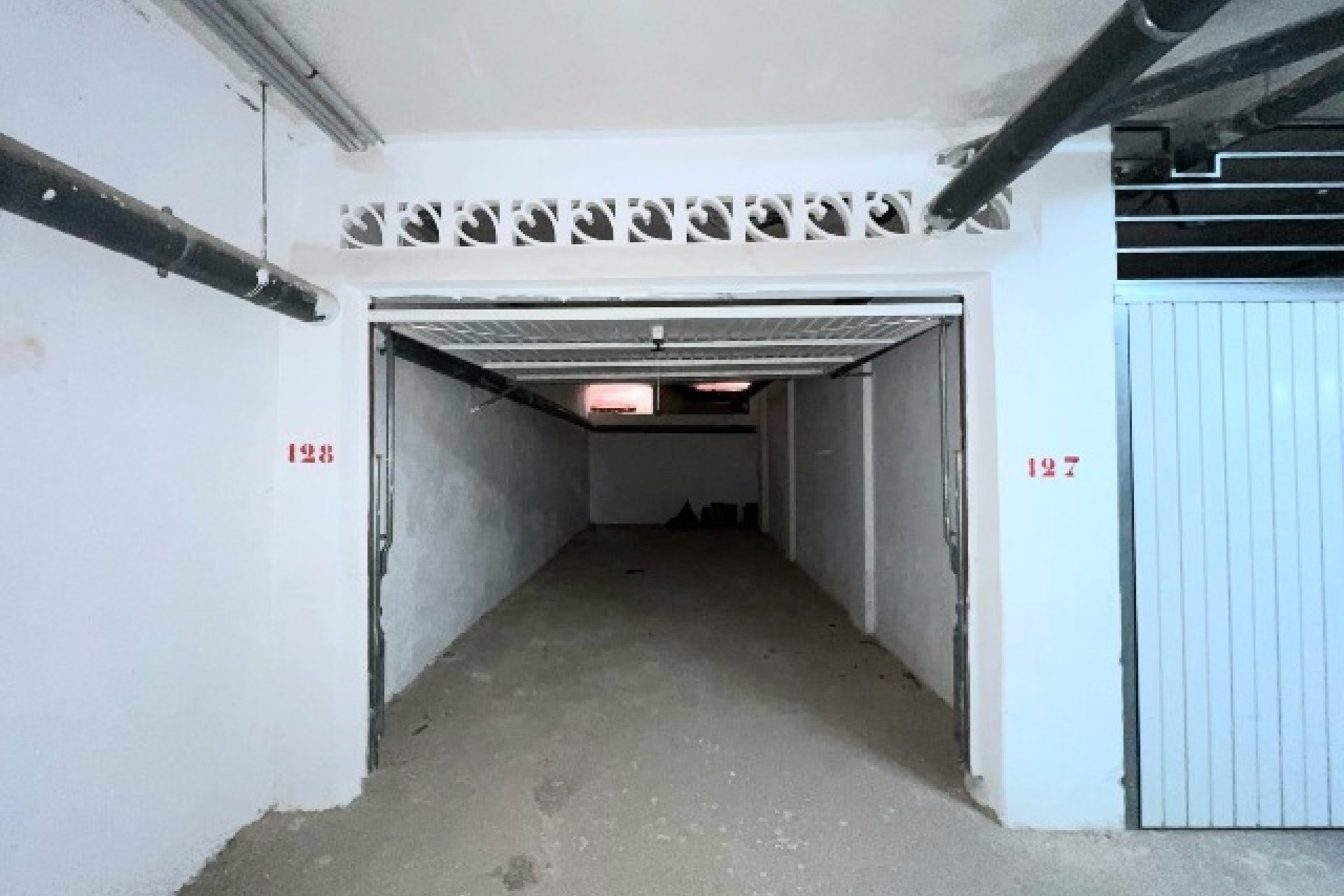 Herverkoop - Parking -
Orihuela Costa - La Florida