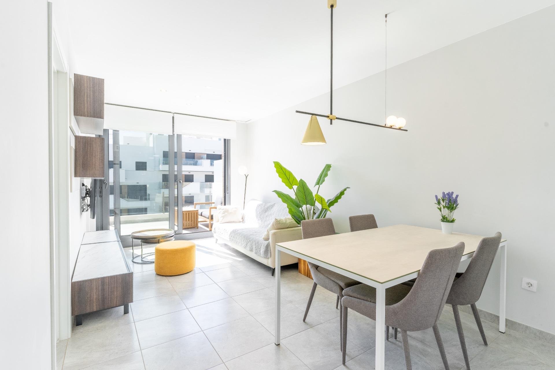 Herverkoop - Penthouse -
Orihuela Costa - Las Filipinas