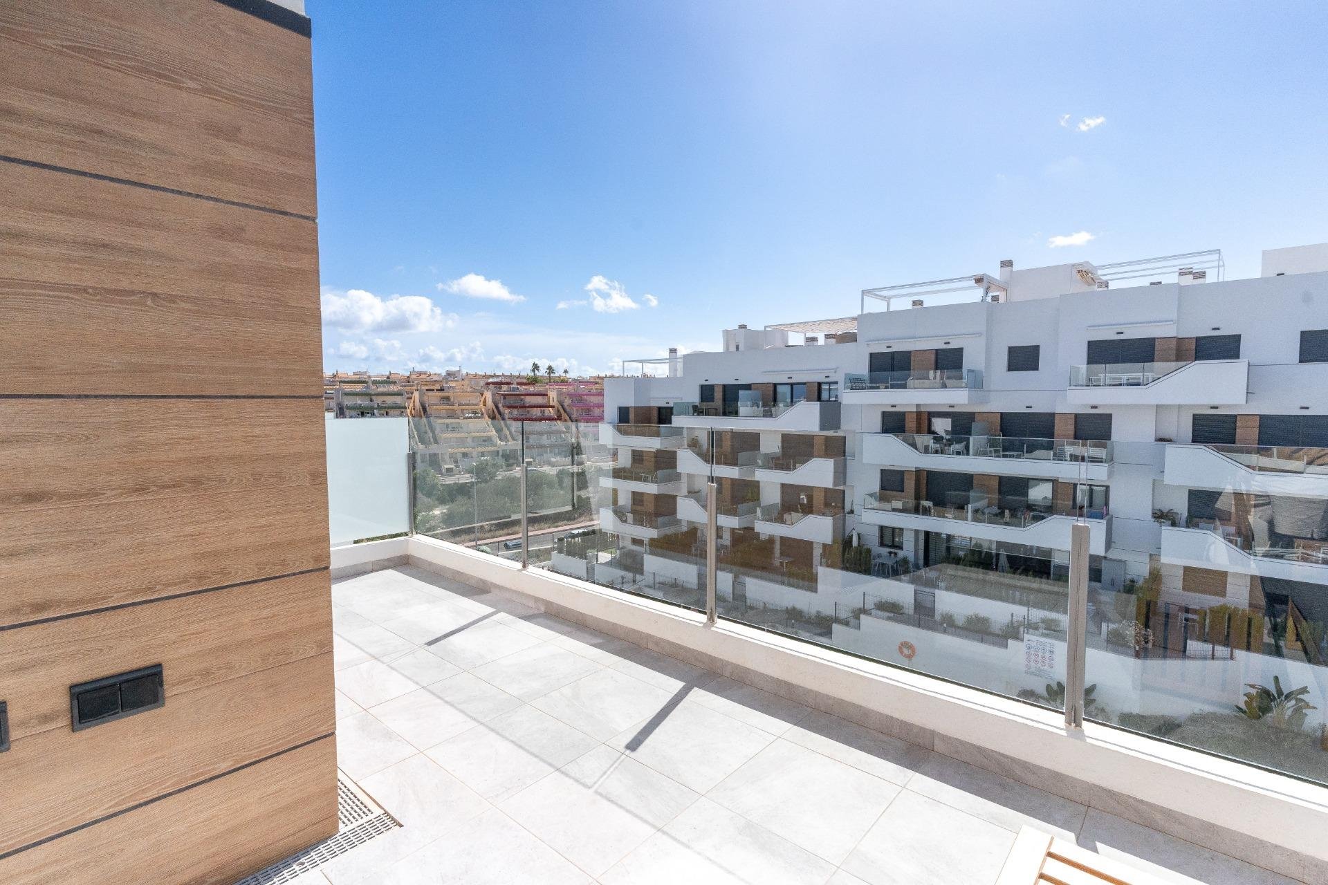 Herverkoop - Penthouse -
Orihuela Costa - Las Filipinas