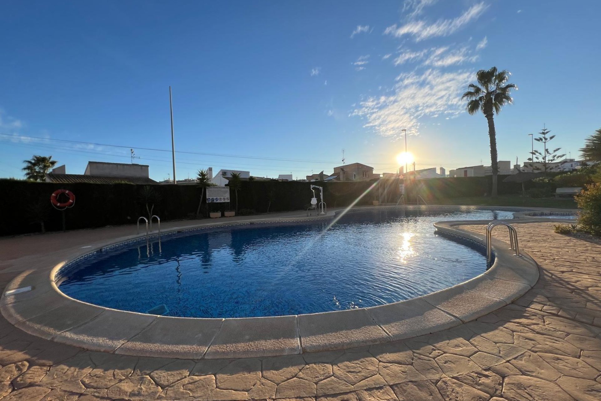 Herverkoop - Penthouse -
Orihuela Costa - Los Almendros-La Florida