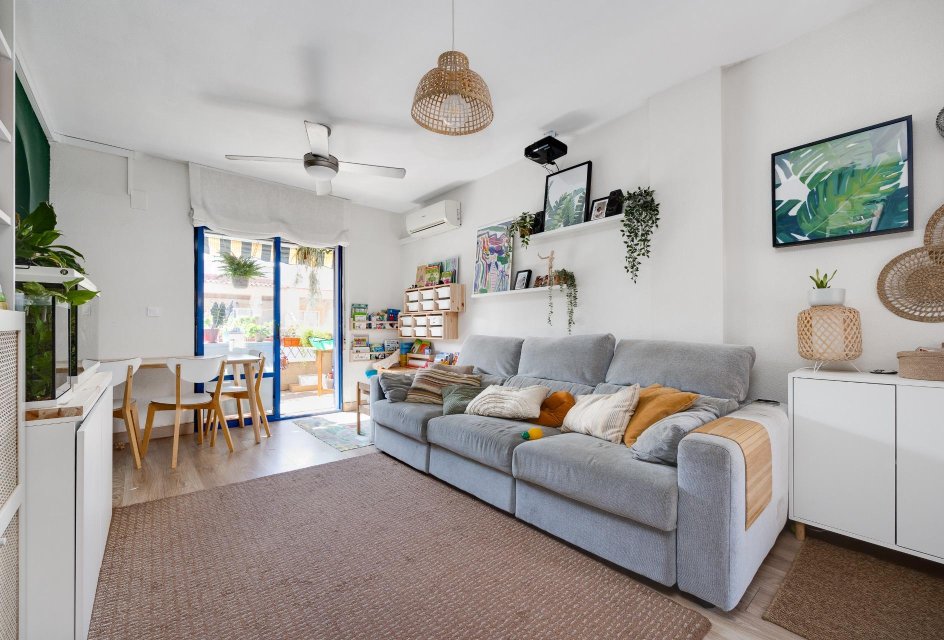 Herverkoop - Penthouse -
Torrevieja - Calas blanca