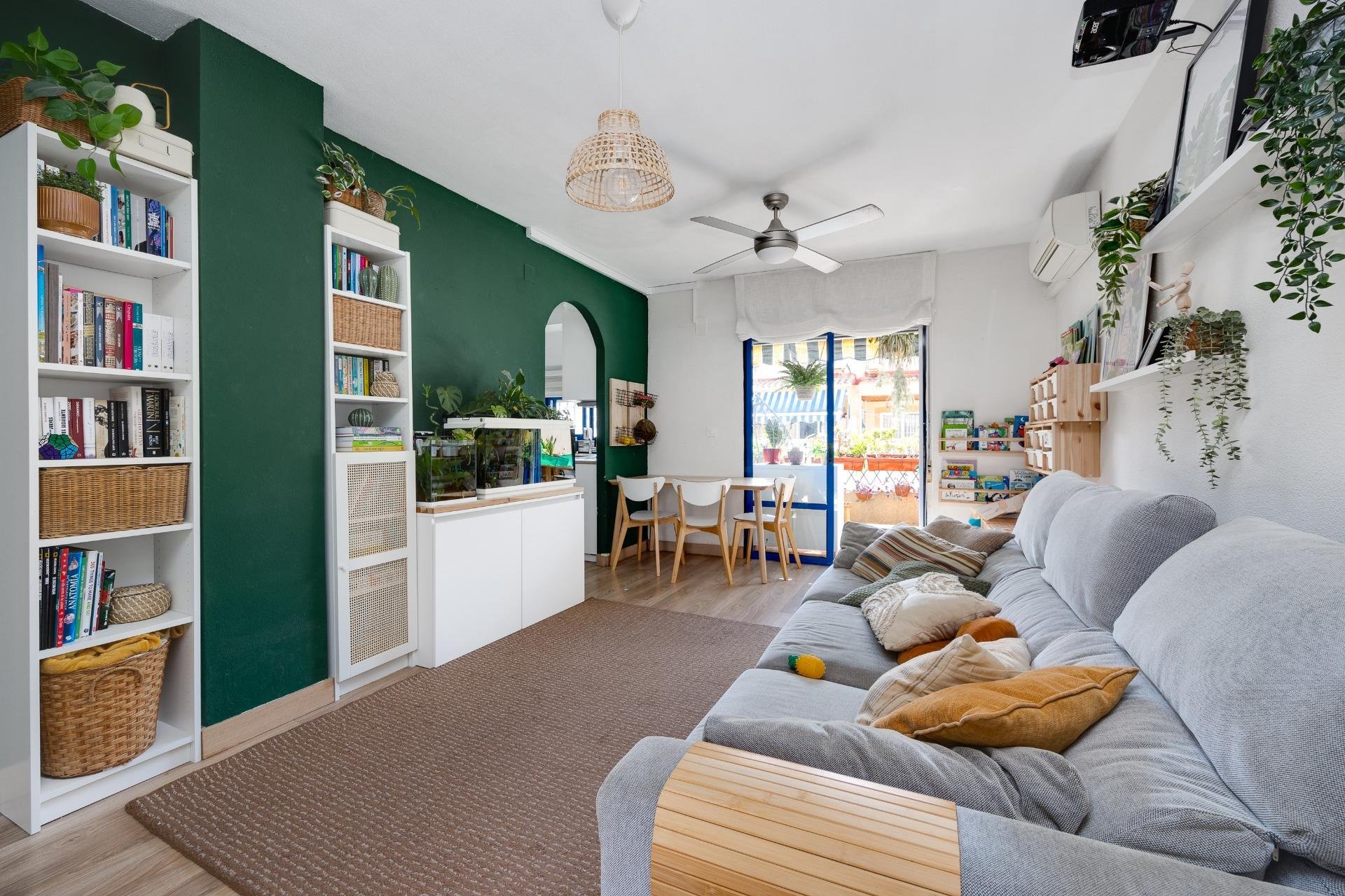 Herverkoop - Penthouse -
Torrevieja - Calas blanca