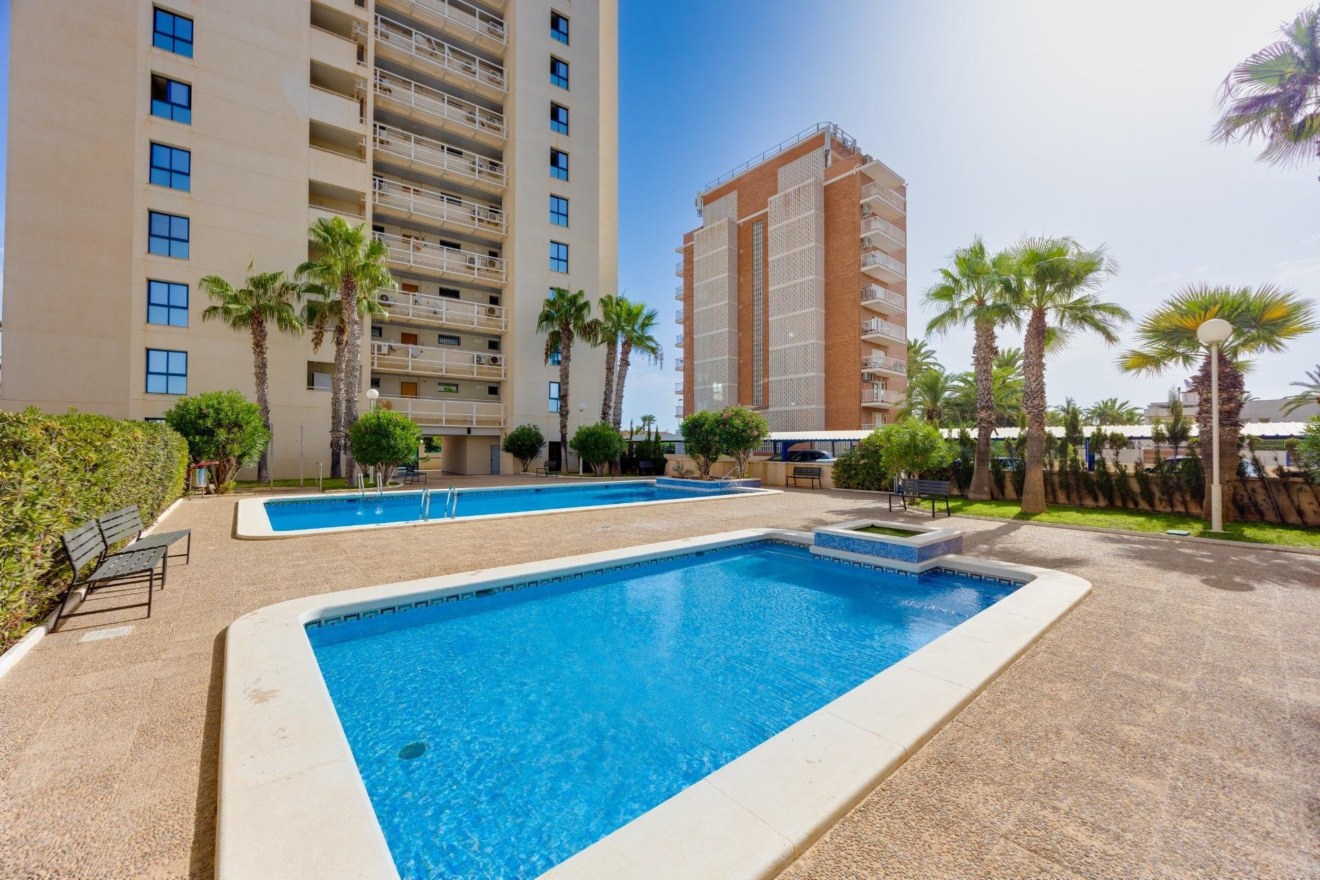 Herverkoop - Penthouse -
Torrevieja - La Veleta