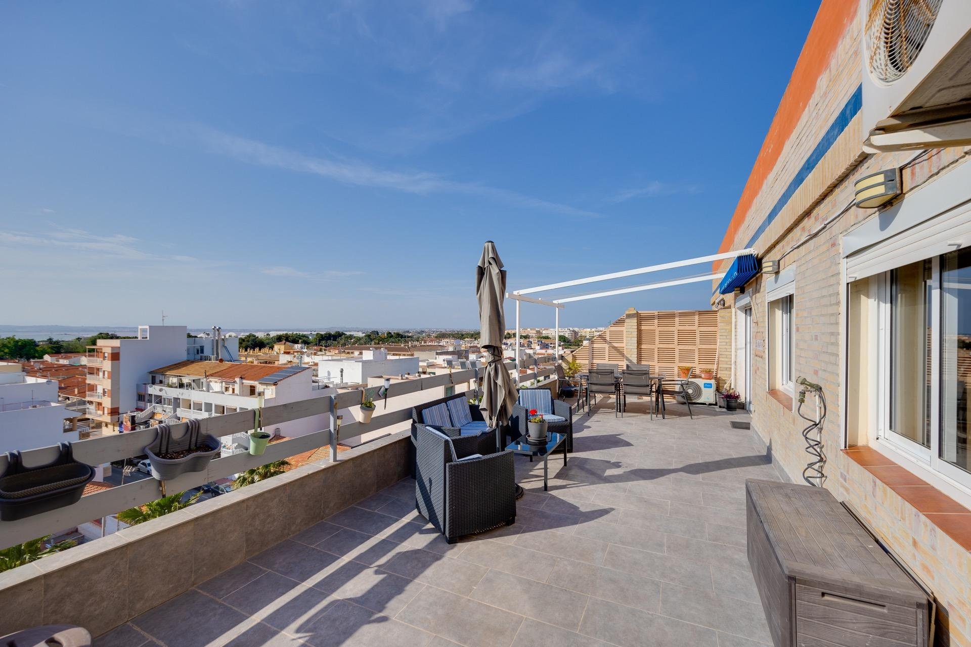 Herverkoop - Penthouse -
Torrevieja - Playa de los Naufragos