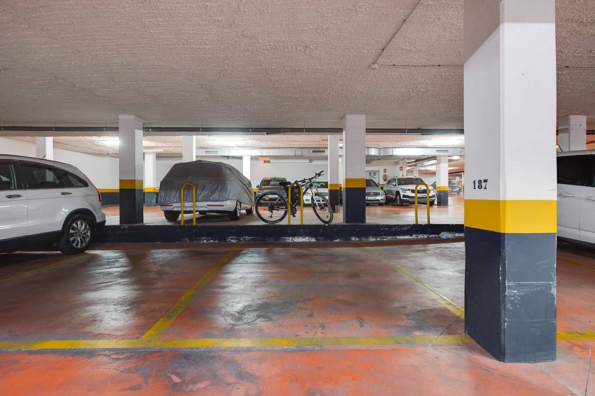 Herverkoop - Penthouse -
Torrevieja - Punta prima
