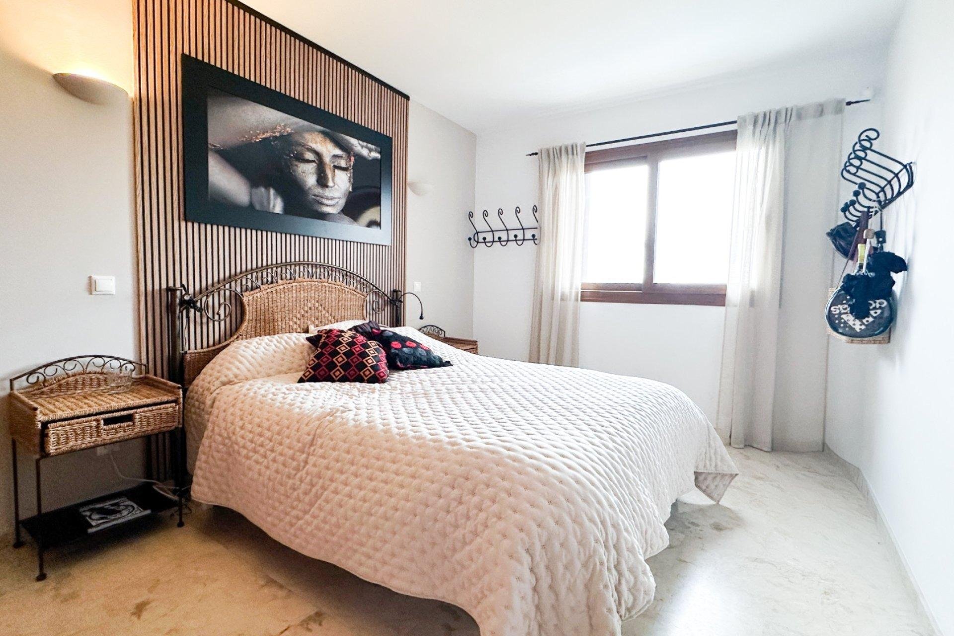 Herverkoop - Penthouse -
Torrevieja - Punta prima