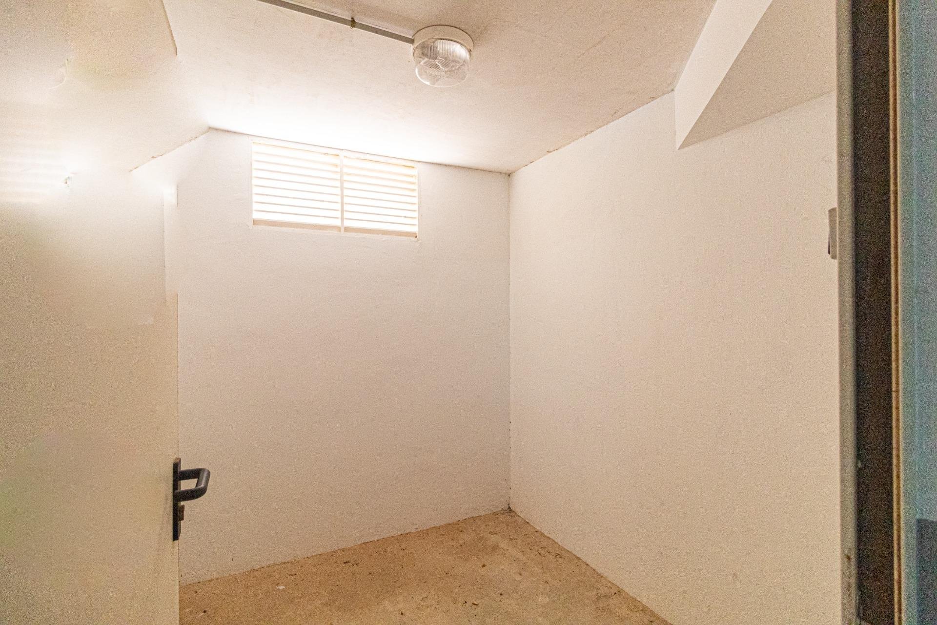 Herverkoop - Storeroom -
Orihuela Costa - Agua Marina