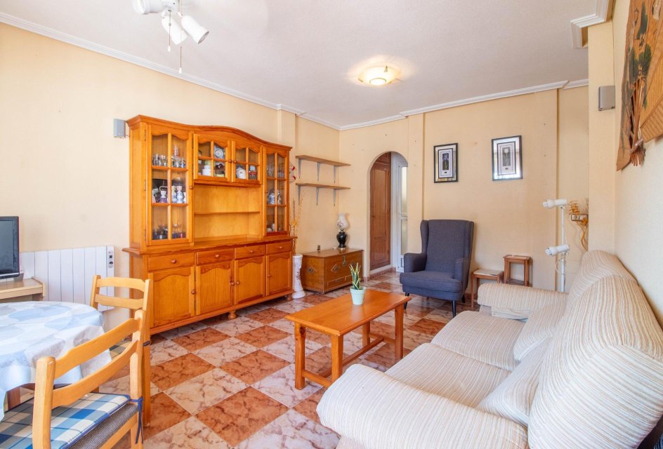 Herverkoop - Terraced house -
Orihuela Costa - La Zenia