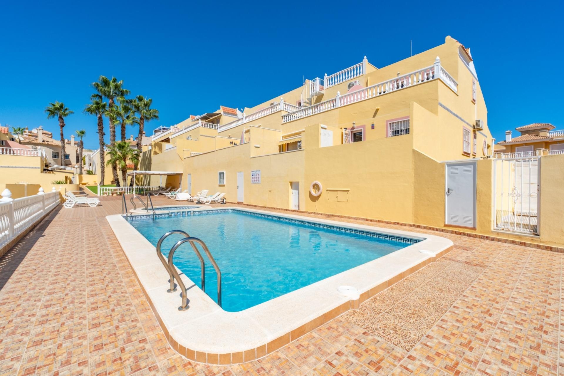 Herverkoop - Terraced house -
Orihuela Costa - Lomas de Campoamor-Las Ramblas