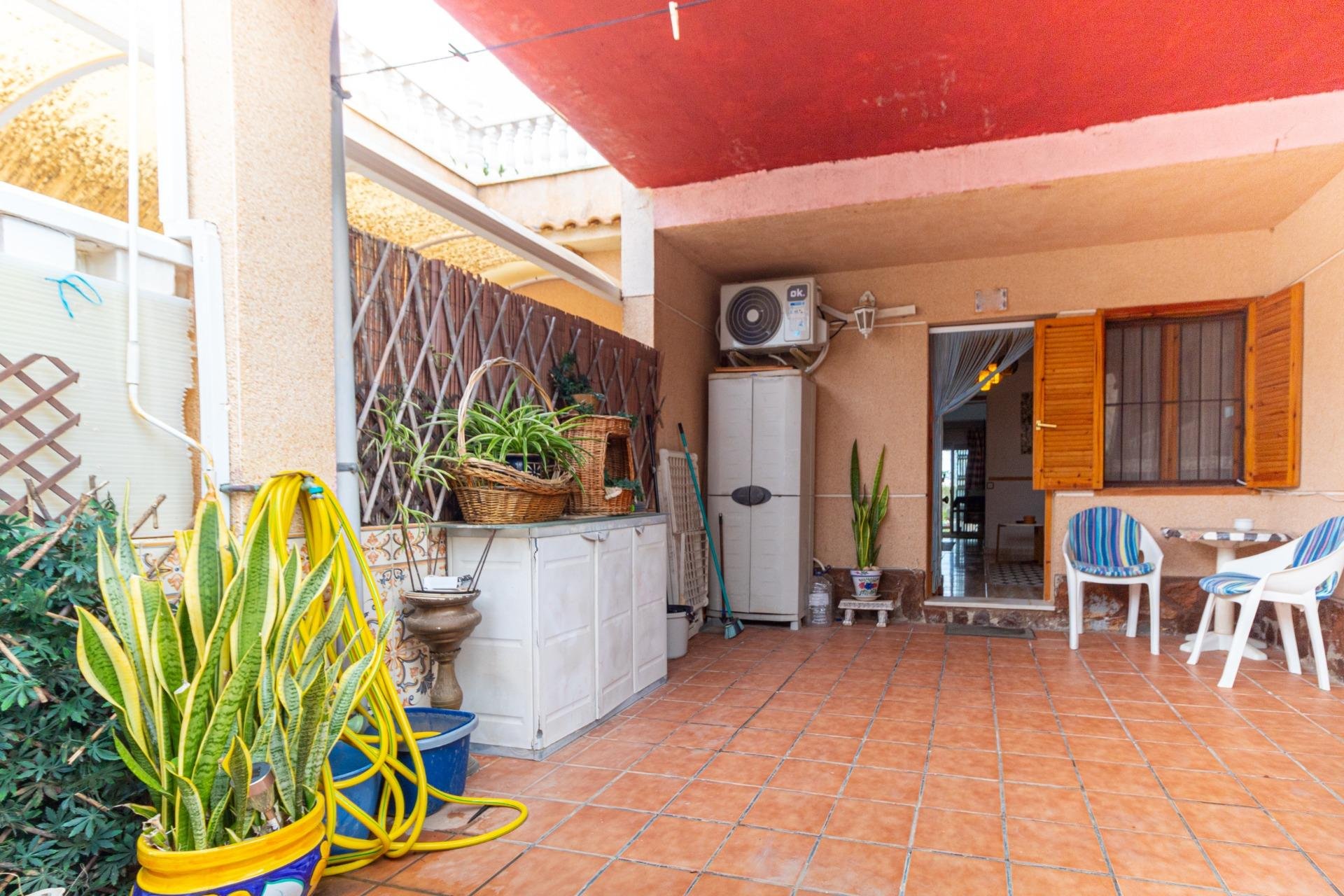 Herverkoop - Terraced house -
Torrevieja - Los altos