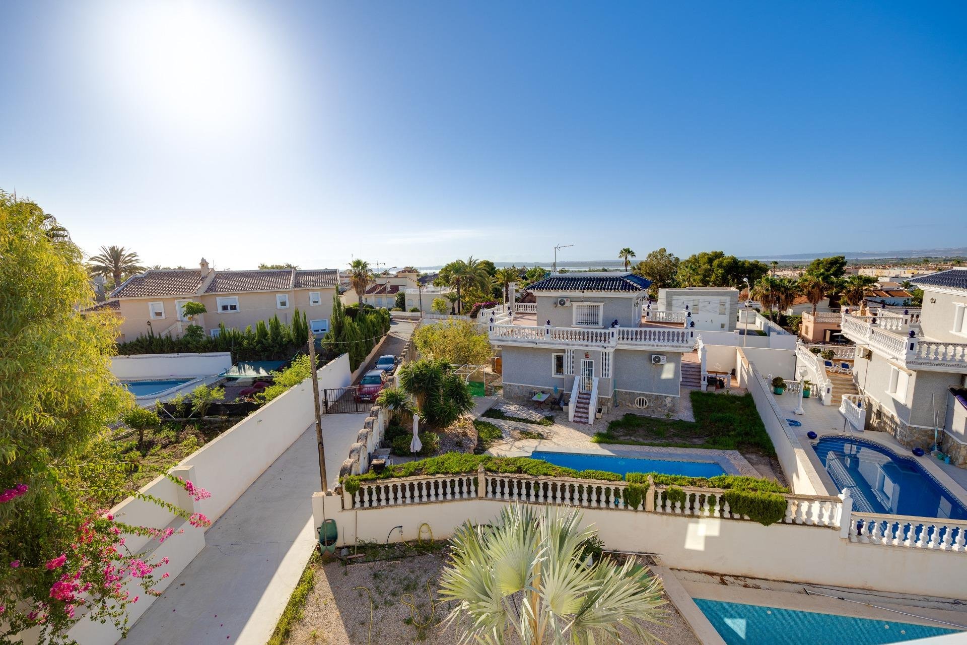 Herverkoop - Villa -
Ciudad quesada