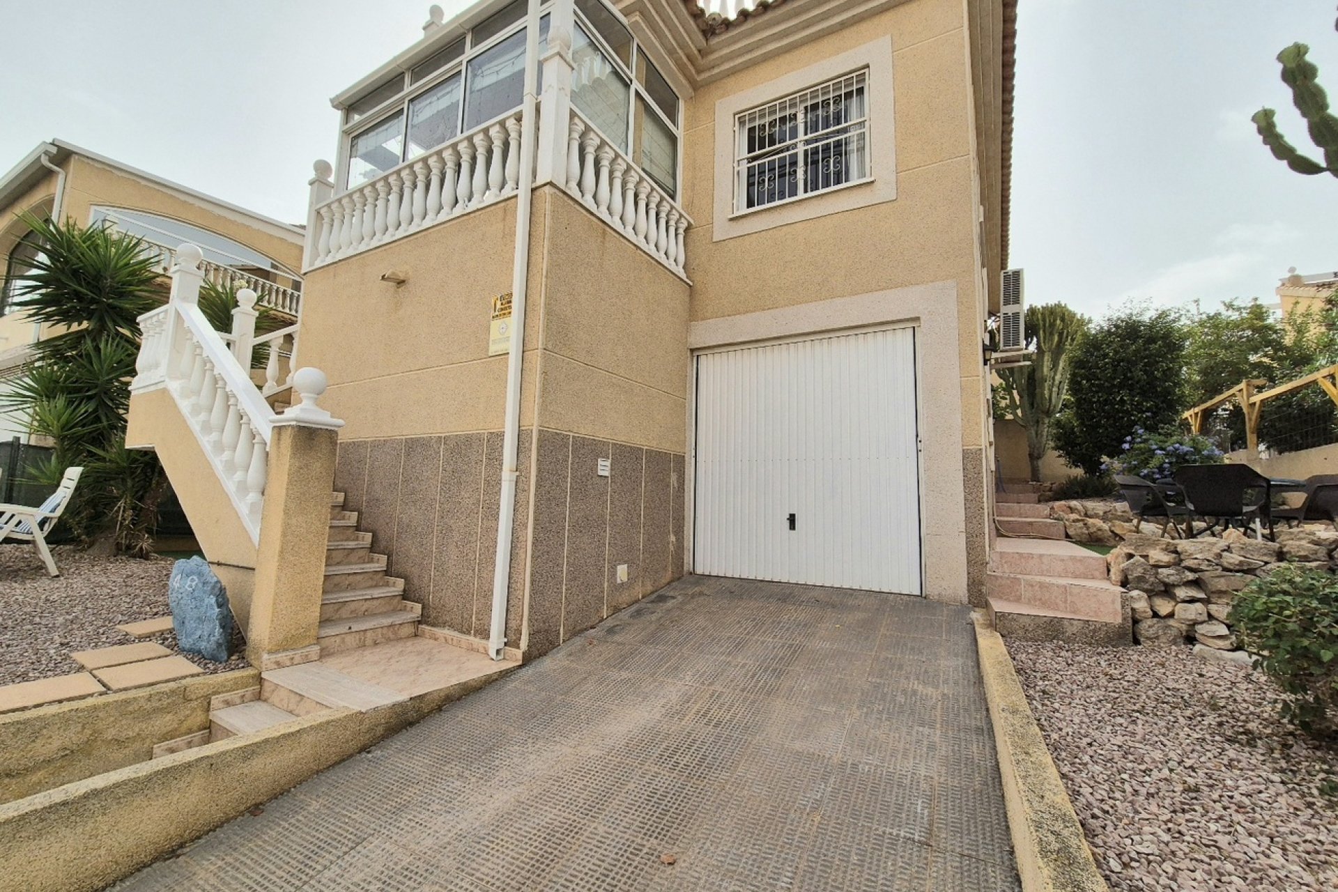 Herverkoop - Villa -
Los Altos - Costa Blanca