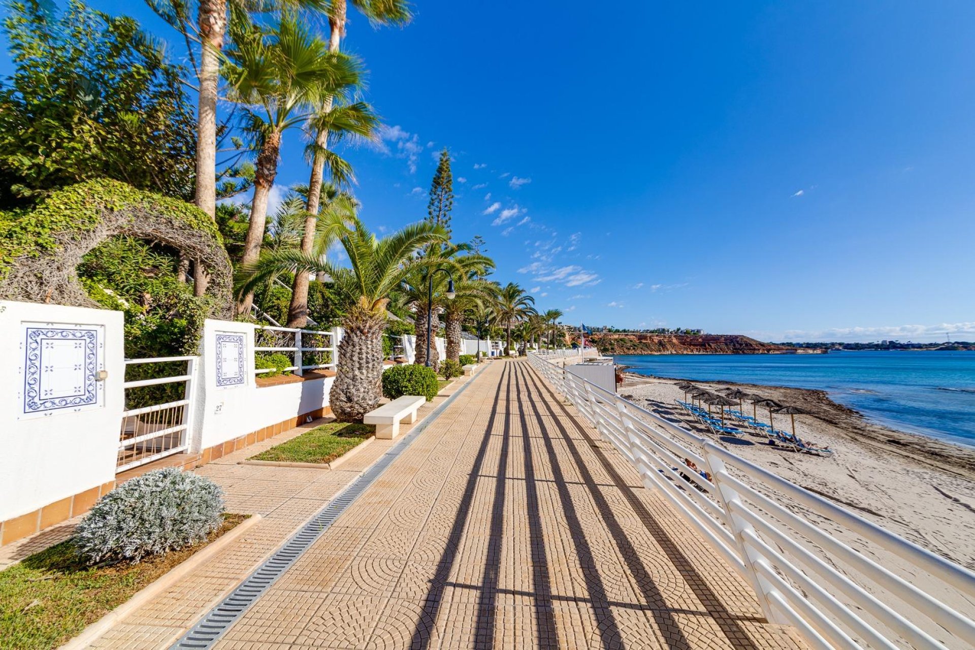 Herverkoop - Villa -
Orihuela Costa - Cabo Roig