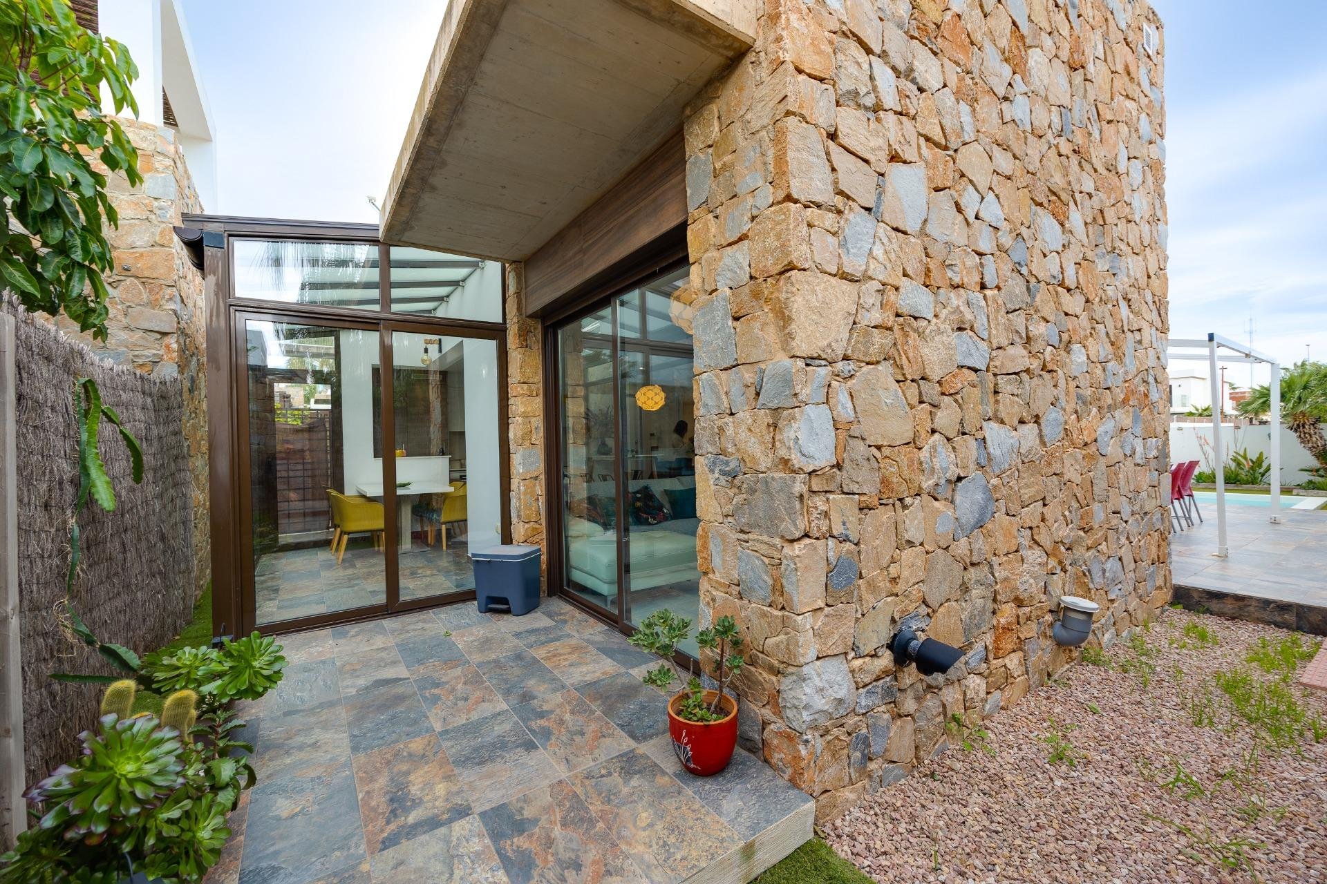 Herverkoop - Villa -
Orihuela Costa - Lomas de Cabo Roig