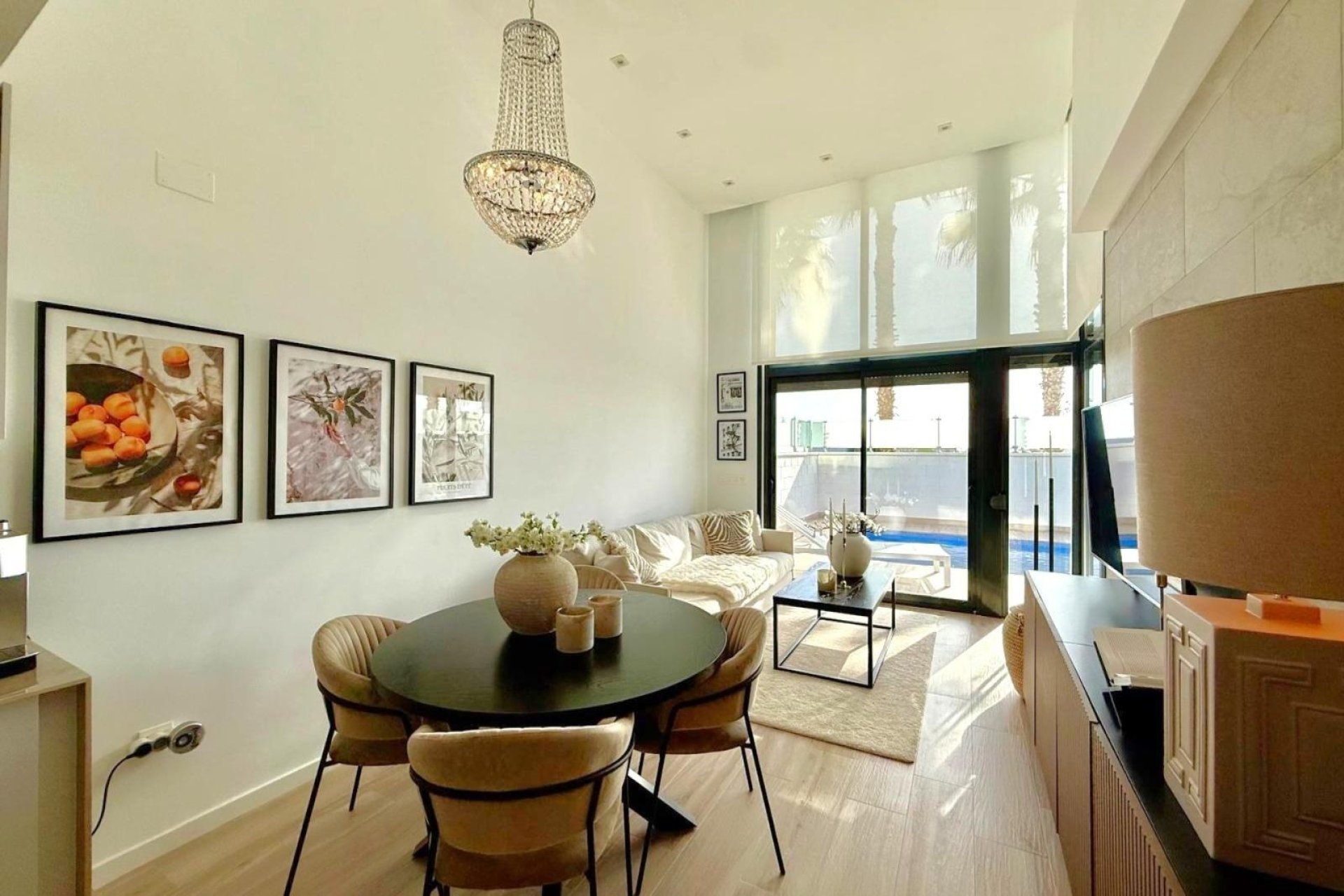 Herverkoop - Villa -
Orihuela Costa - Lomas de Cabo Roig