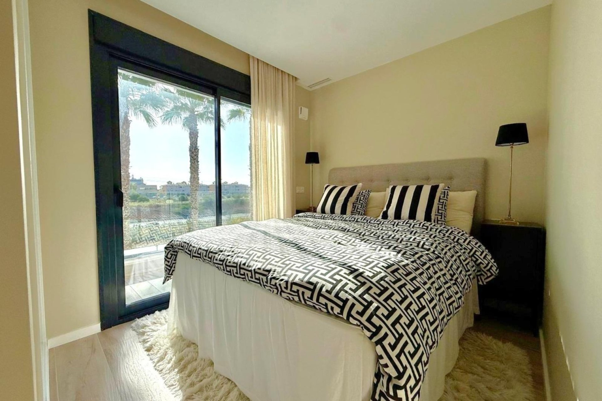 Herverkoop - Villa -
Orihuela Costa - Lomas de Cabo Roig