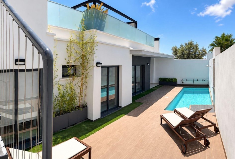 Herverkoop - Villa -
Orihuela Costa - Lomas de Cabo Roig