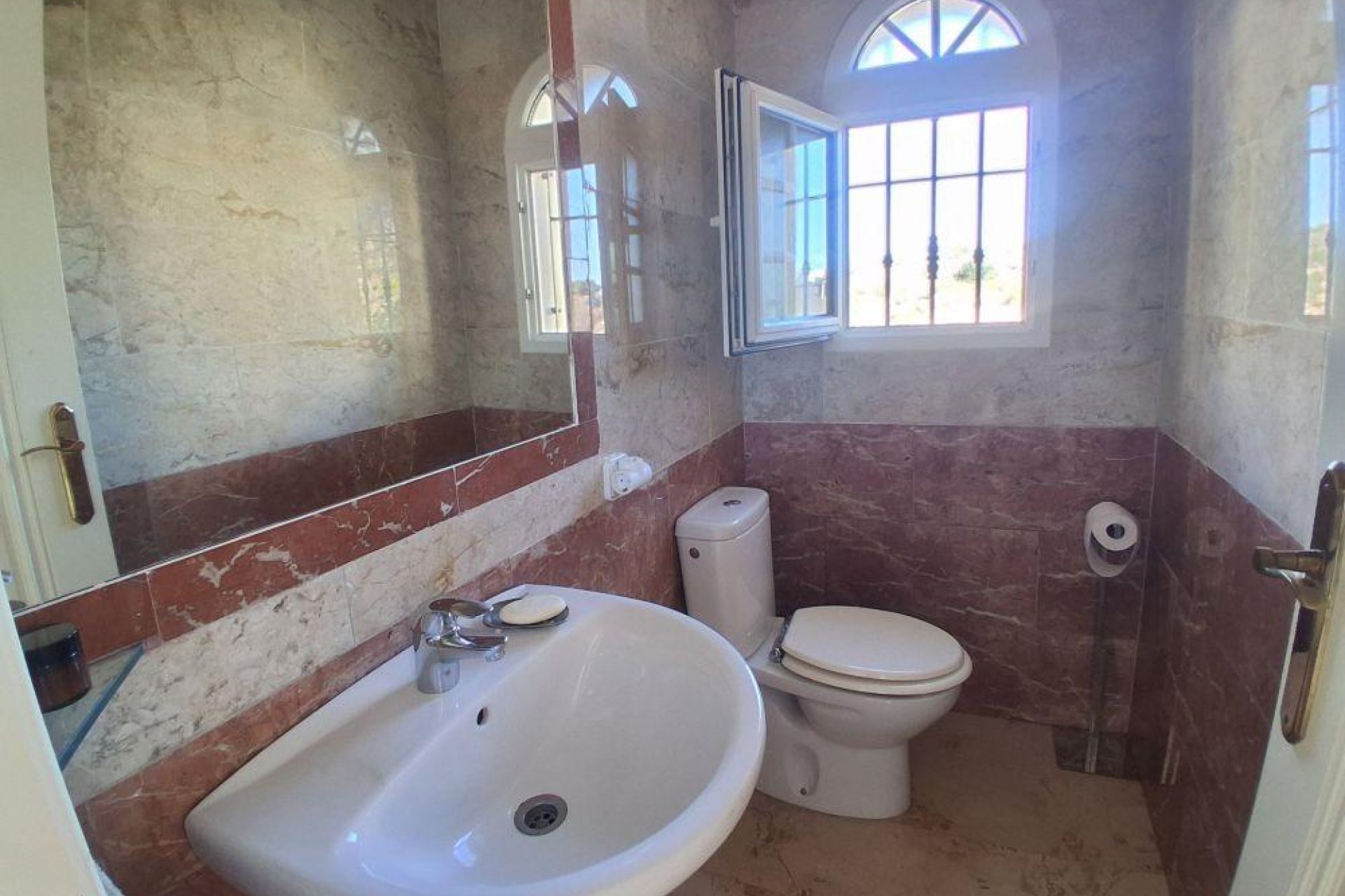 Herverkoop - Villa -
Orihuela Costa - Lomas de Campoamor-Las Ramblas